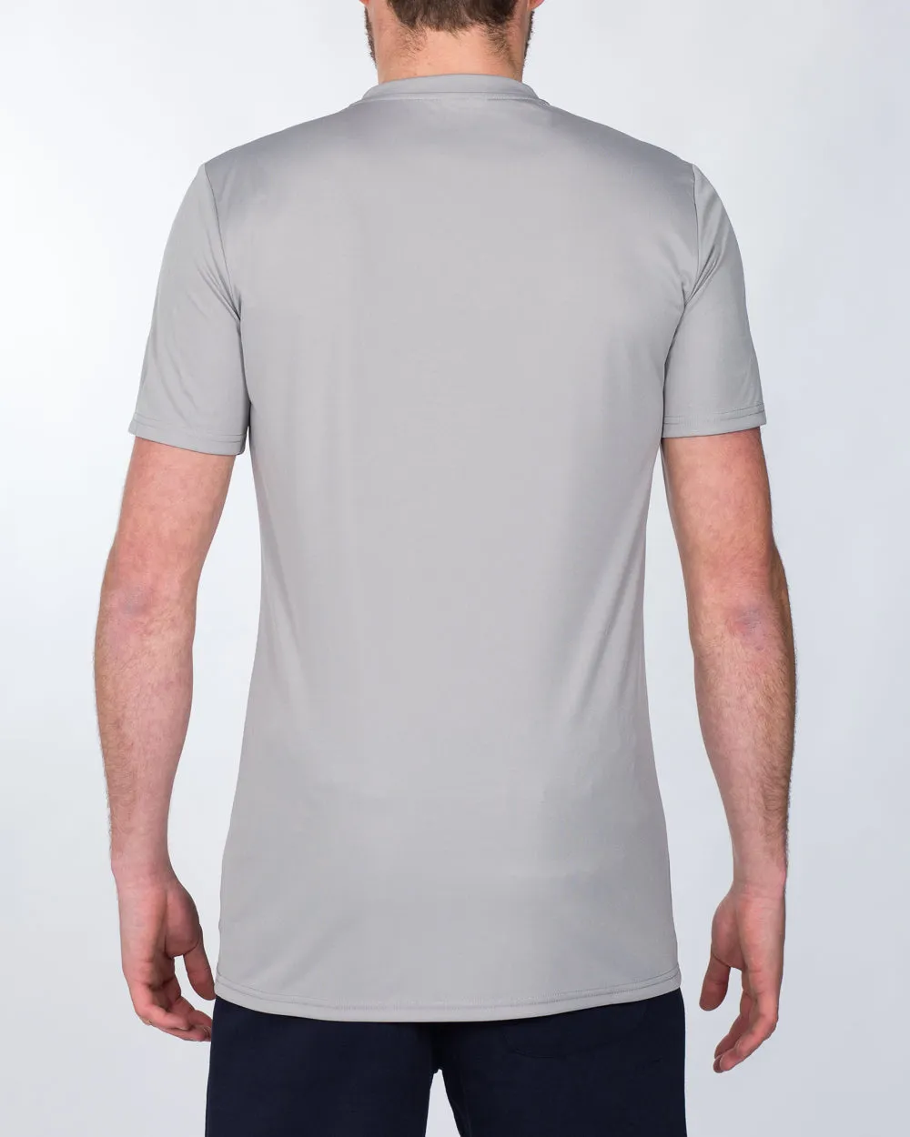 2t Dry Tech Training Top (light grey) creative cut