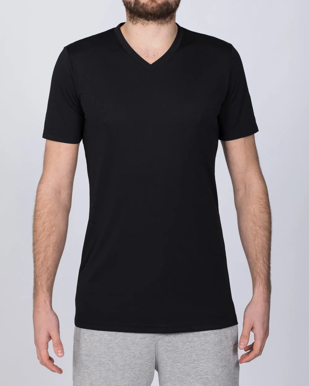 2t Dry Tech V-Neck Training Top (black) office vibe