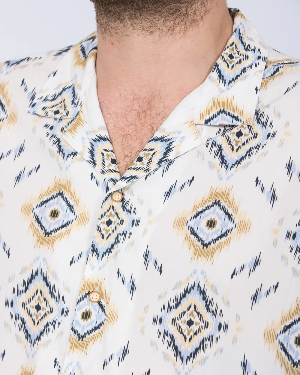 2t Dustin Short Sleeve Tall Revere Shirt (white aztec) City Mood