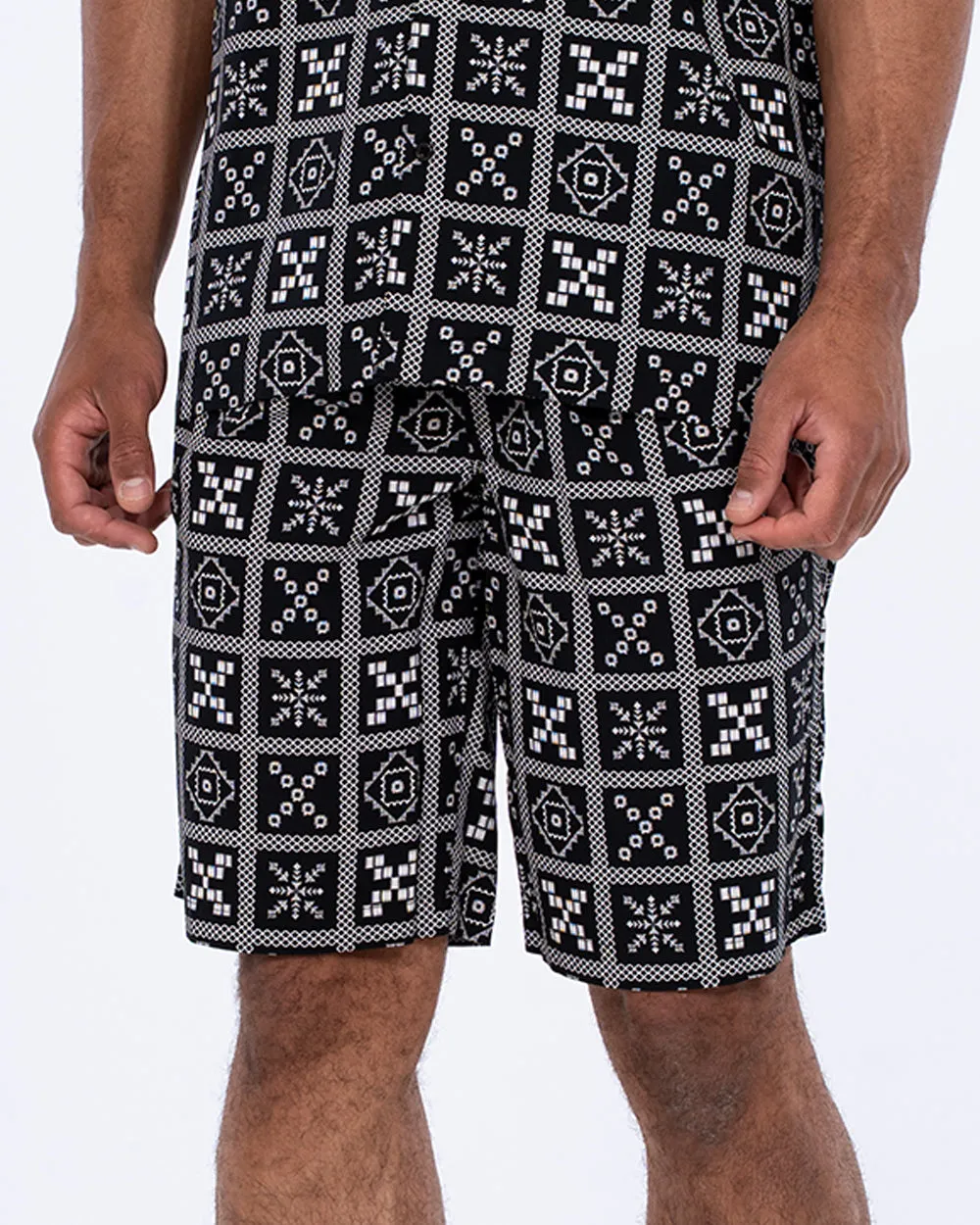 2t Etienne Tall Shorts (black/white) easy sport