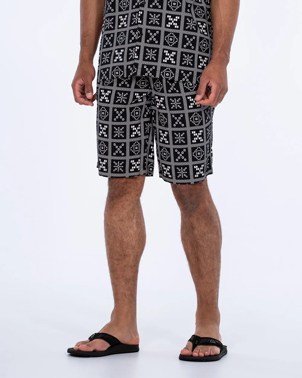 2t Etienne Tall Shorts (black/white) light breathable