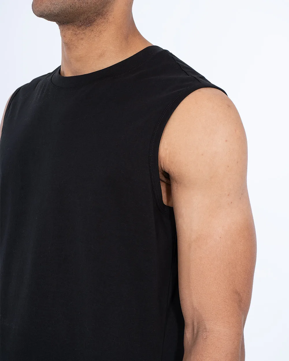 2t Jesse Tall Tank Top (black) creative cut