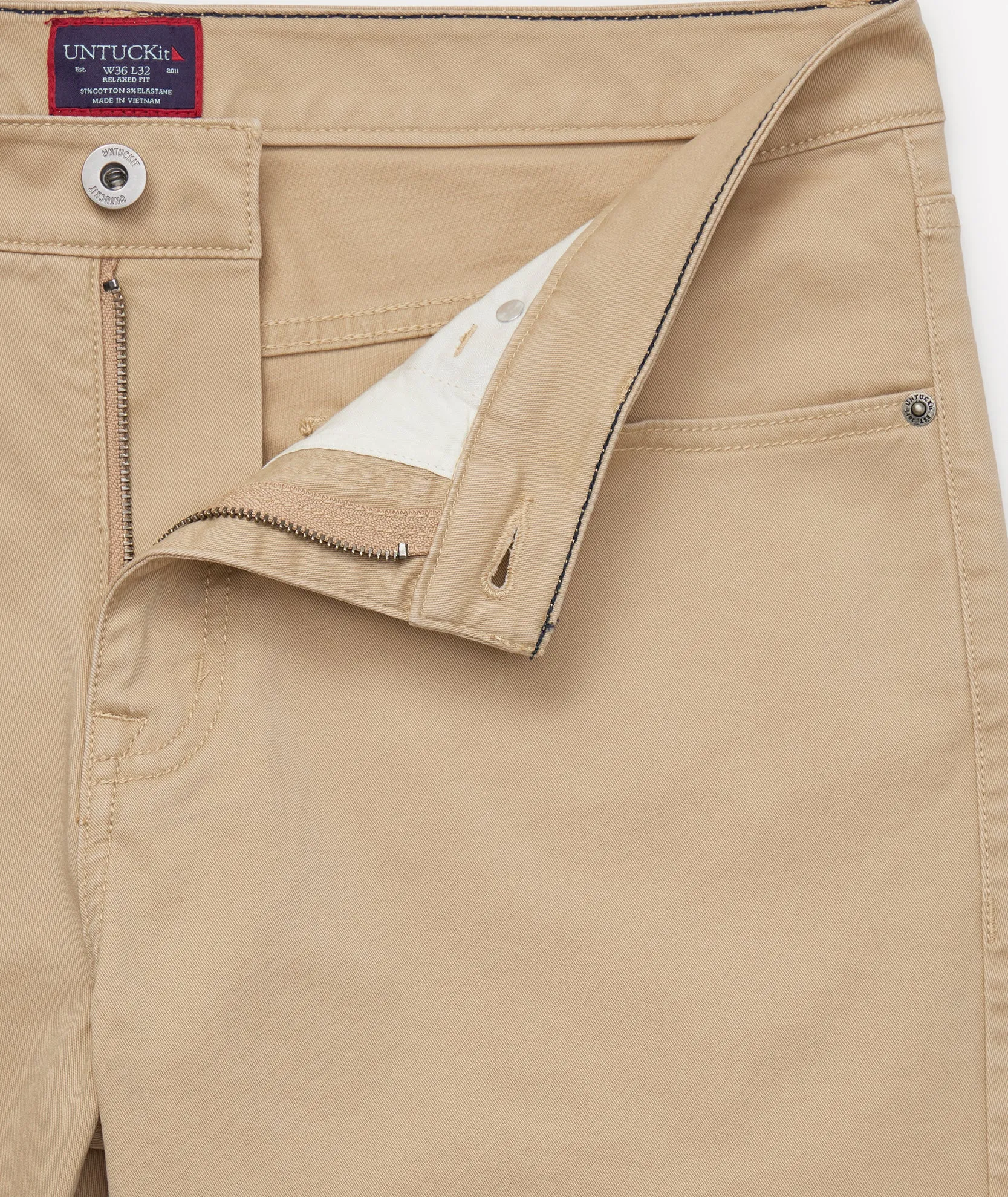 5-Pocket Chino Pants bold statement
