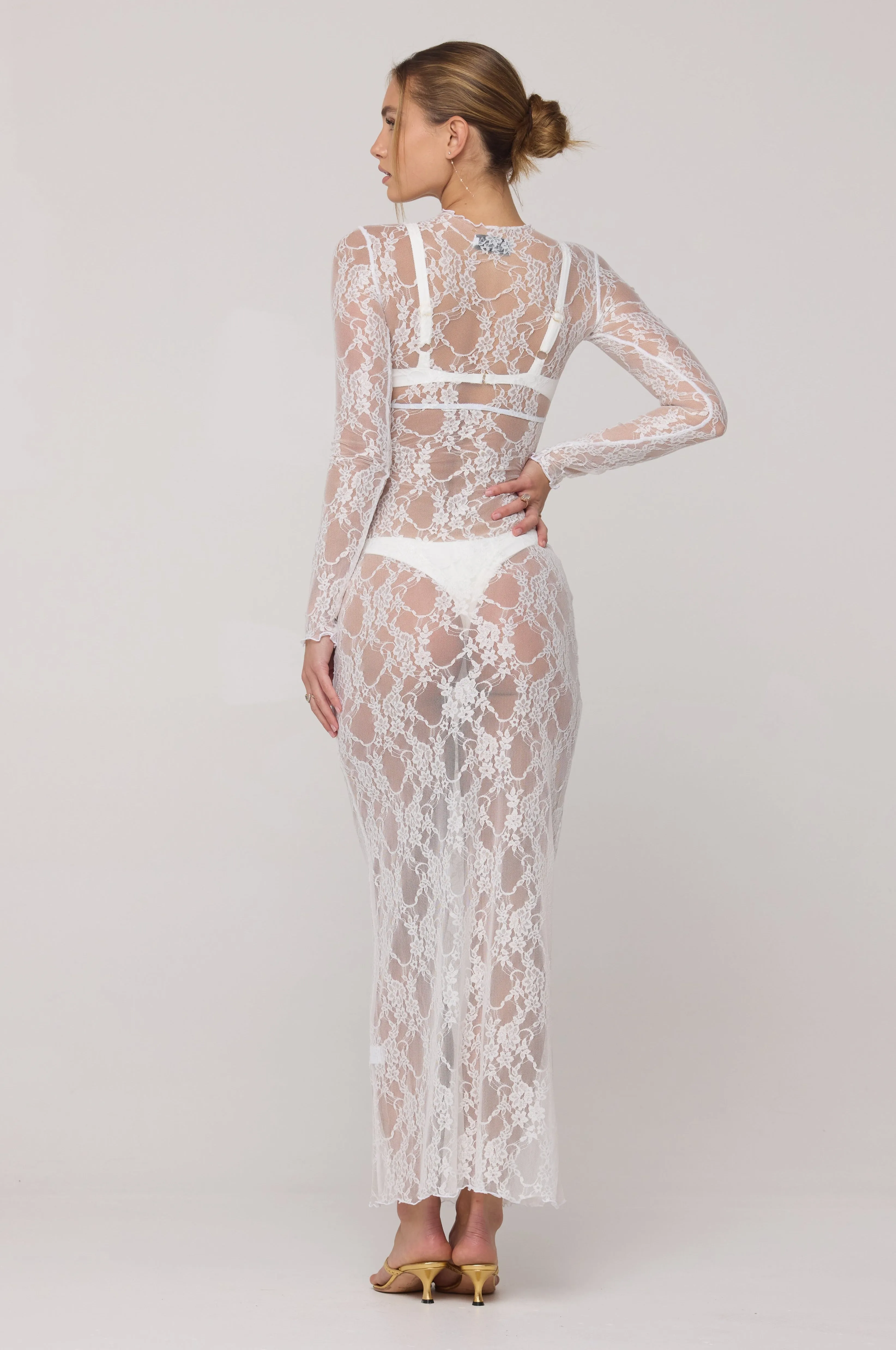 Audrey Lace Dress in White Lace casual beauty