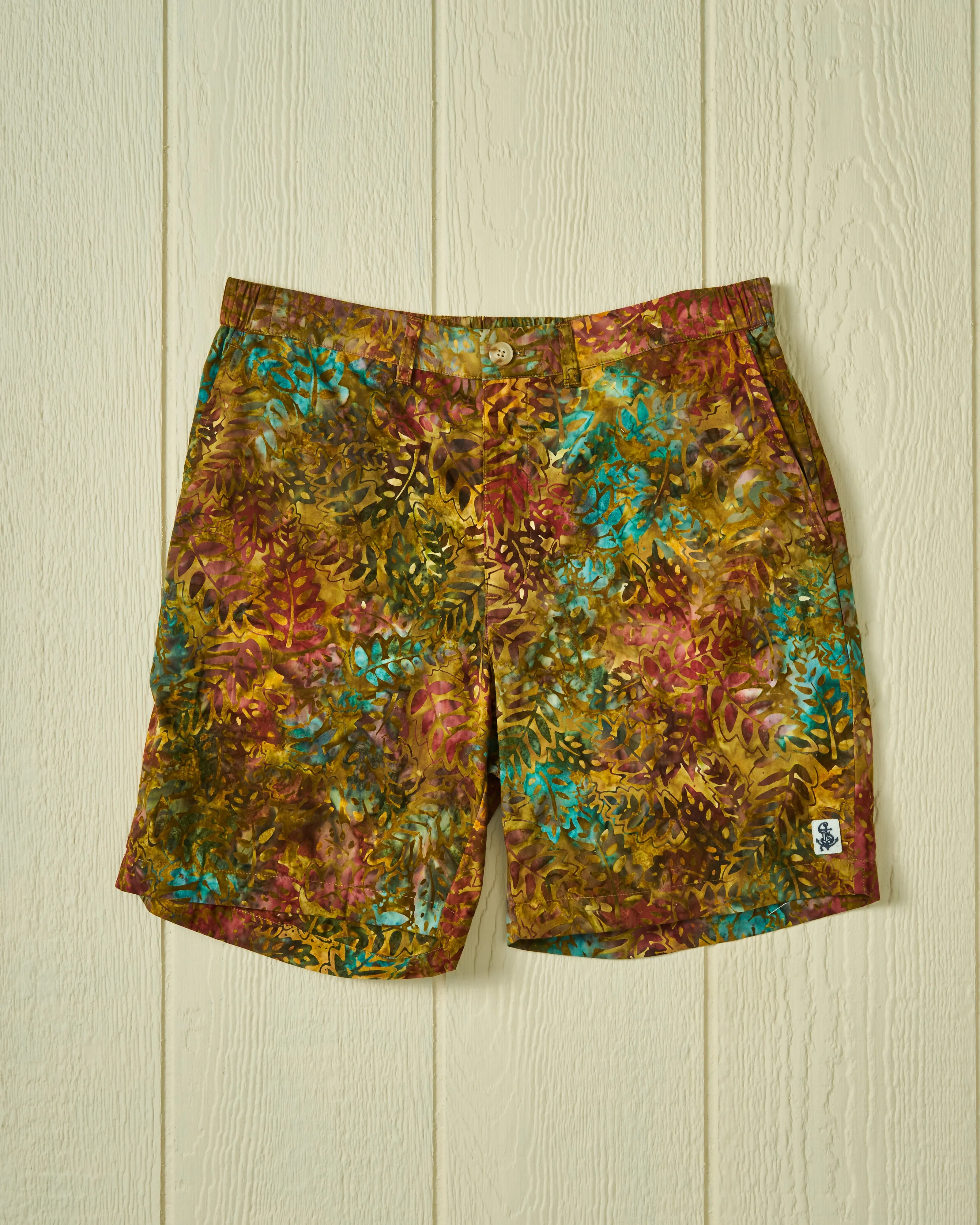 Batik Short in Leaf casual variety