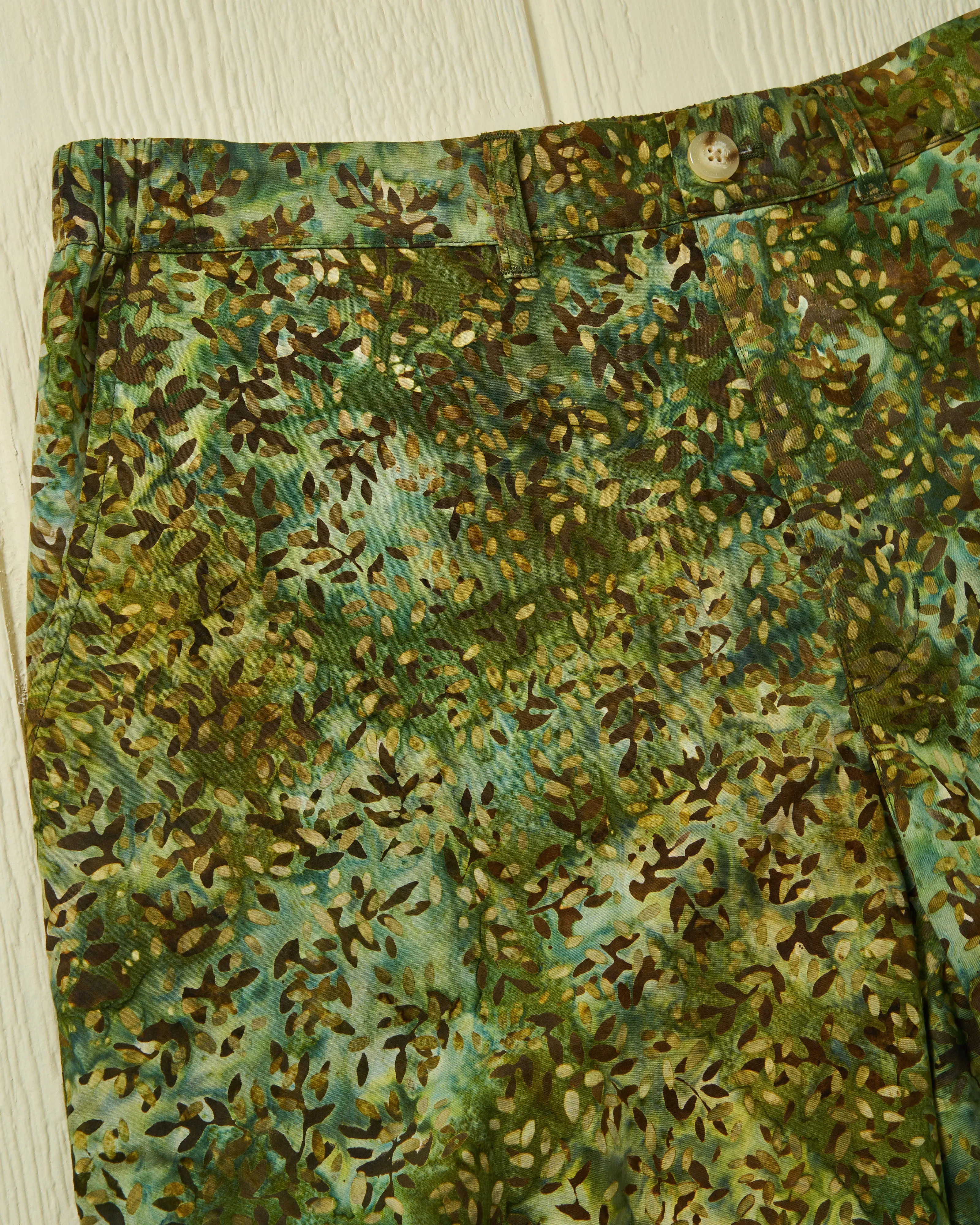 Batik Short in Moss quick dry