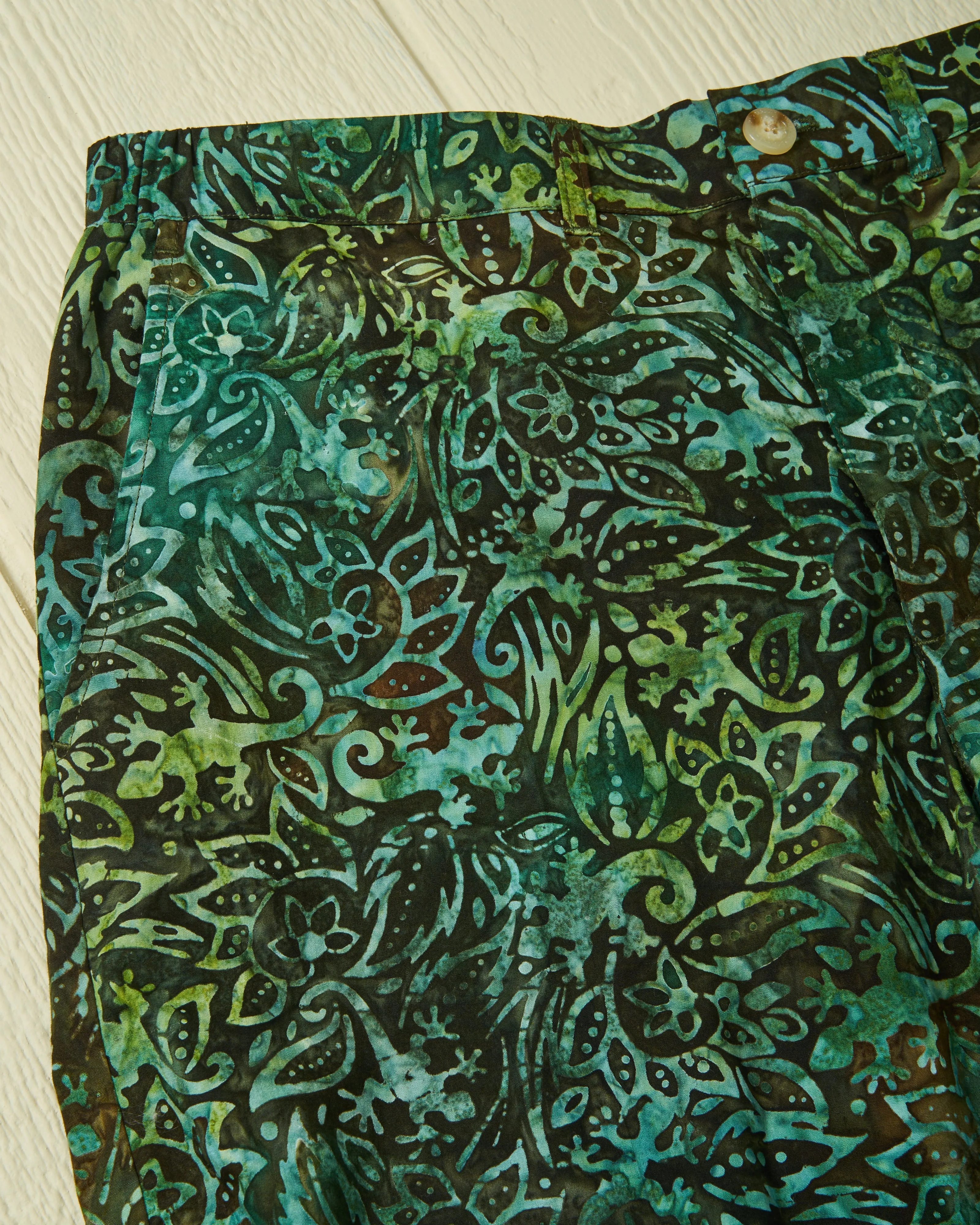 Batik Short in Olive summer sport
