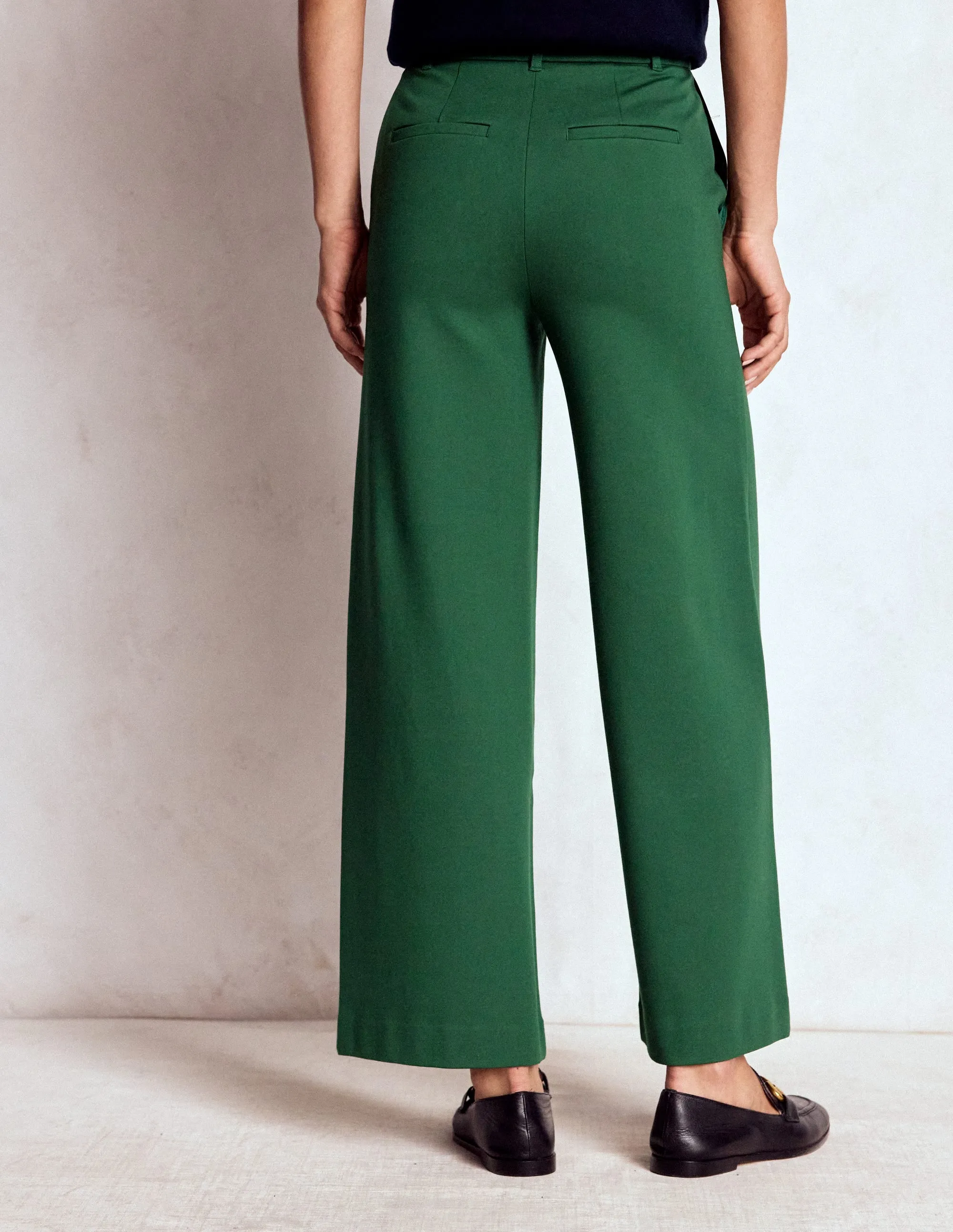 Belgravia Ponte Crop Trousers-Hunter Green minimalist style