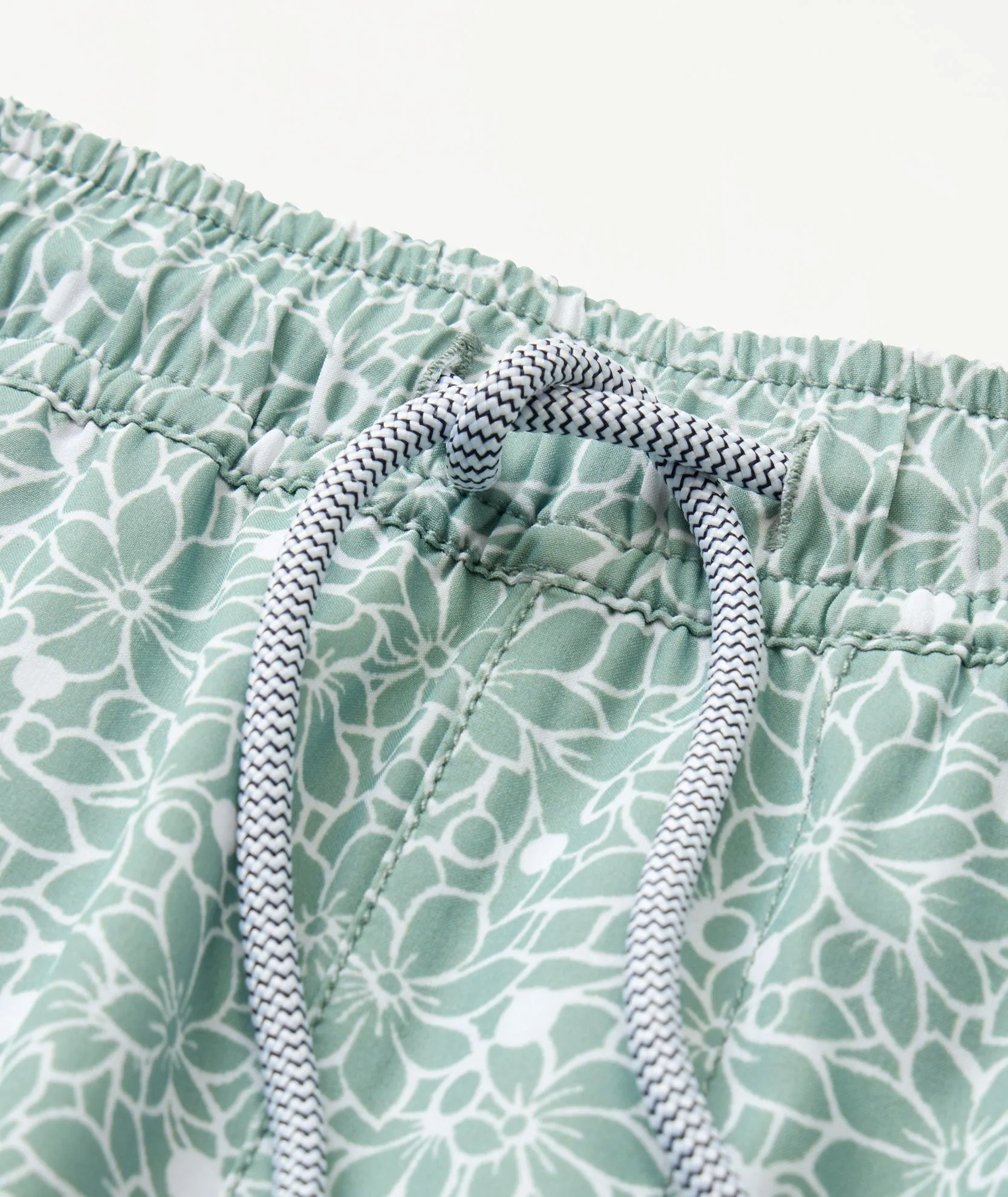 Beyond Shorts loose comfort