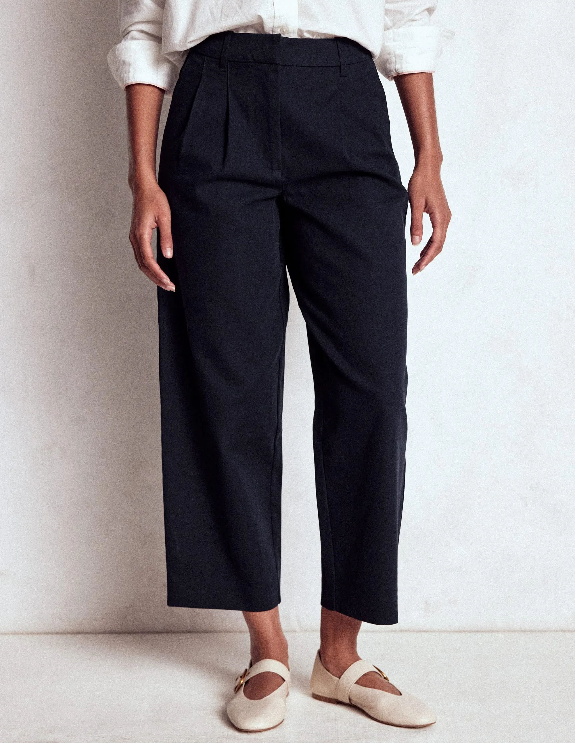 Bloomsbury Cotton Trousers-NAVY casual traveler