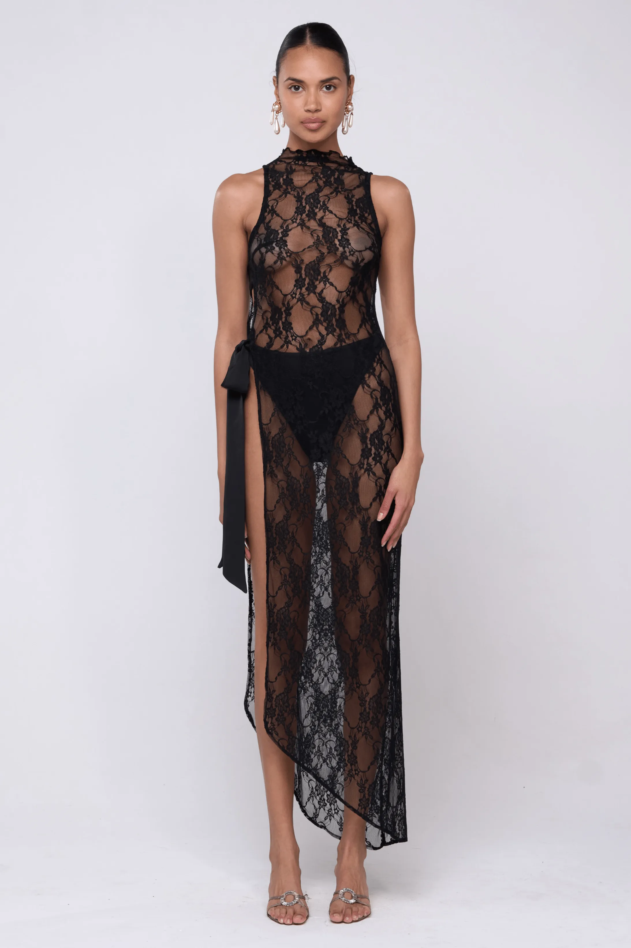 Bow Dress in Black Lace natural fresh