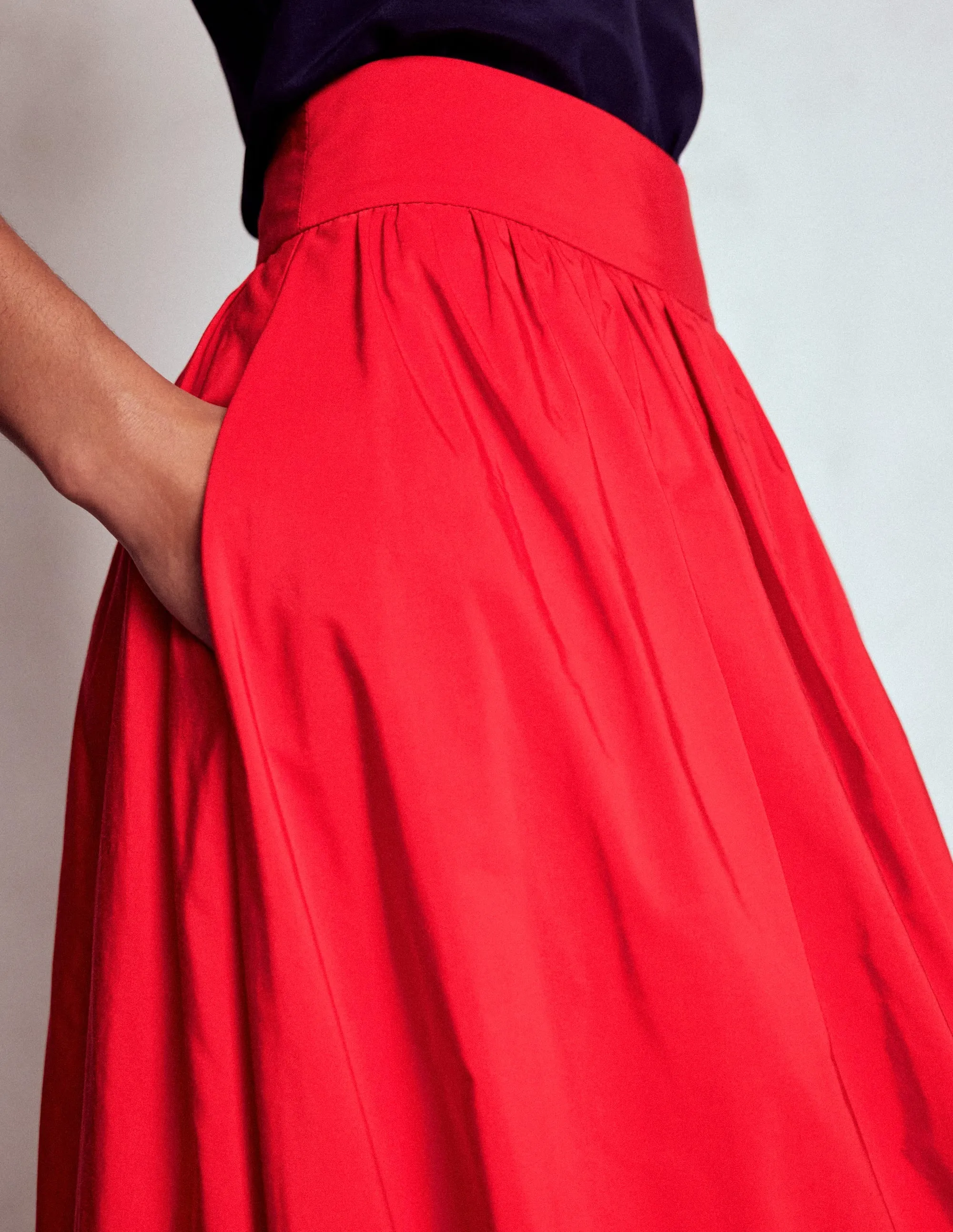 Bubble Hem Midi Skirt-Poppy Red unique design
