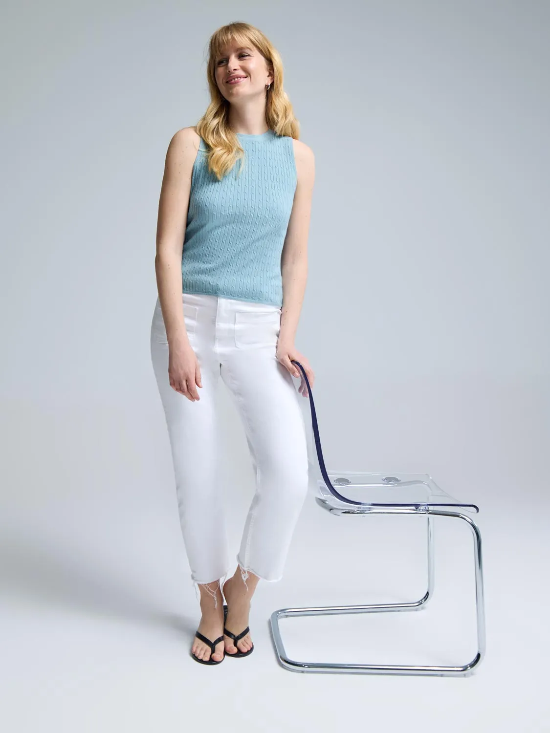 Cable Knit Sleeveless Sweater minimal look