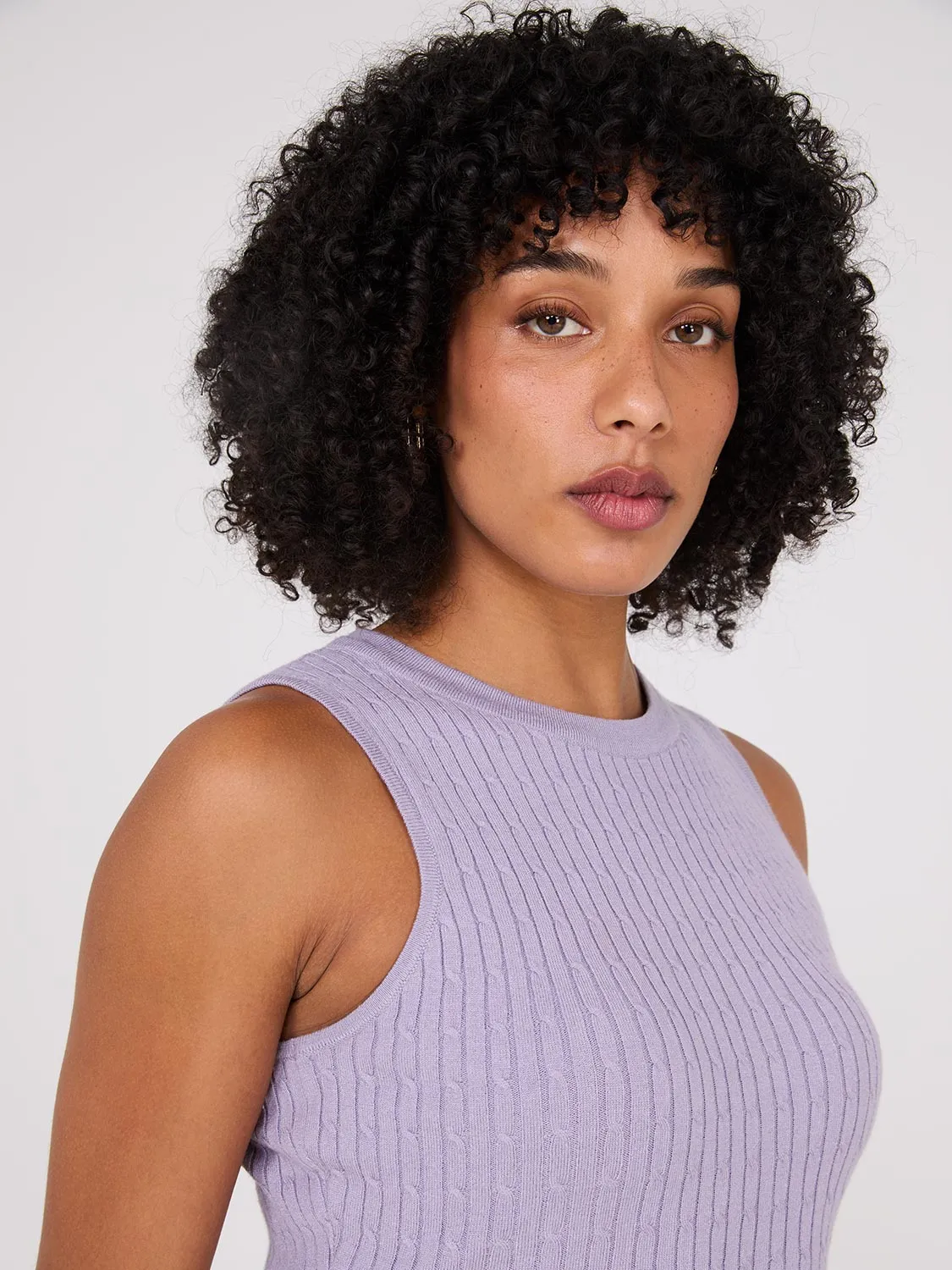 Cable Knit Sleeveless Sweater stay active