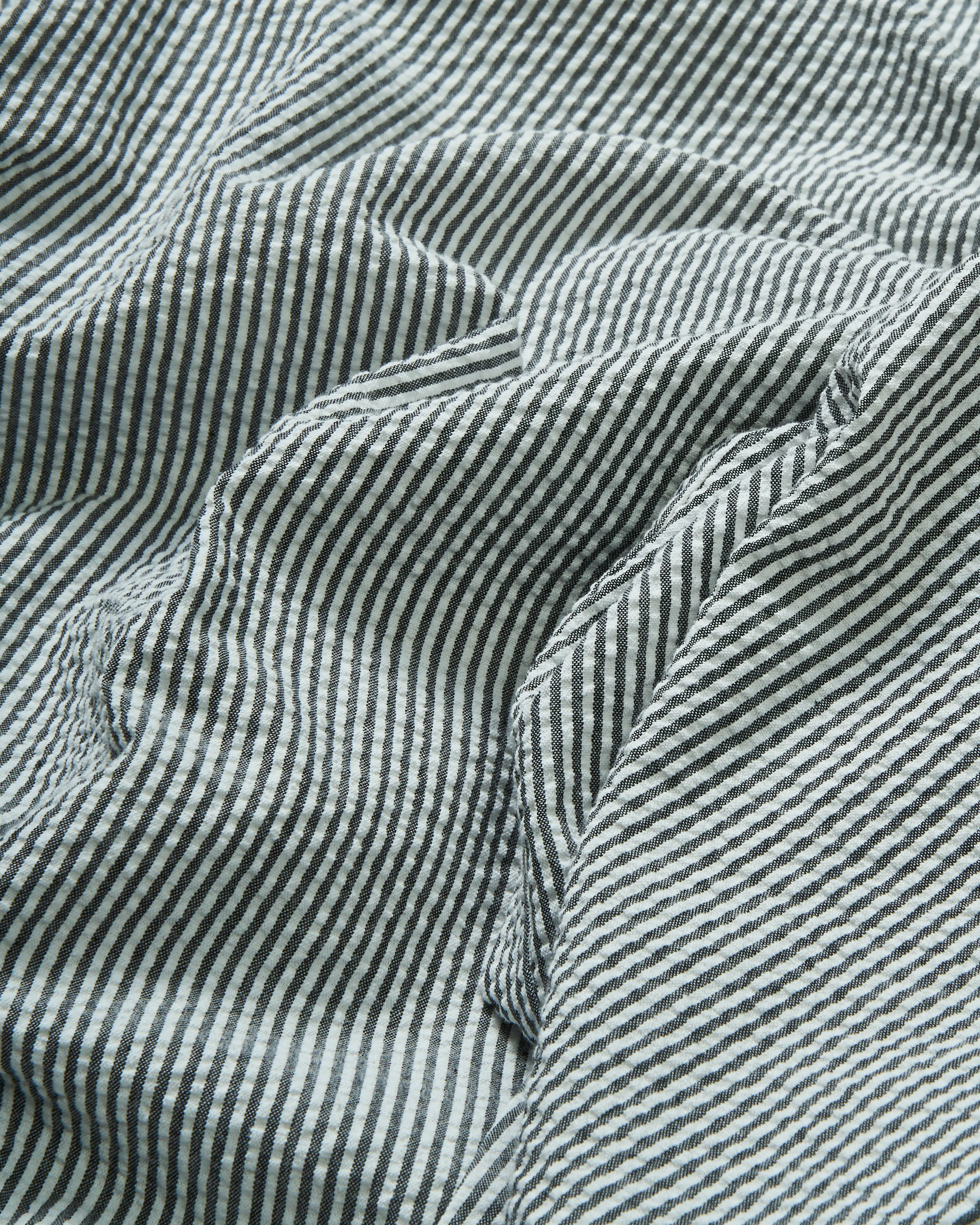 Camden Pant in Grey Seersucker relaxed fit