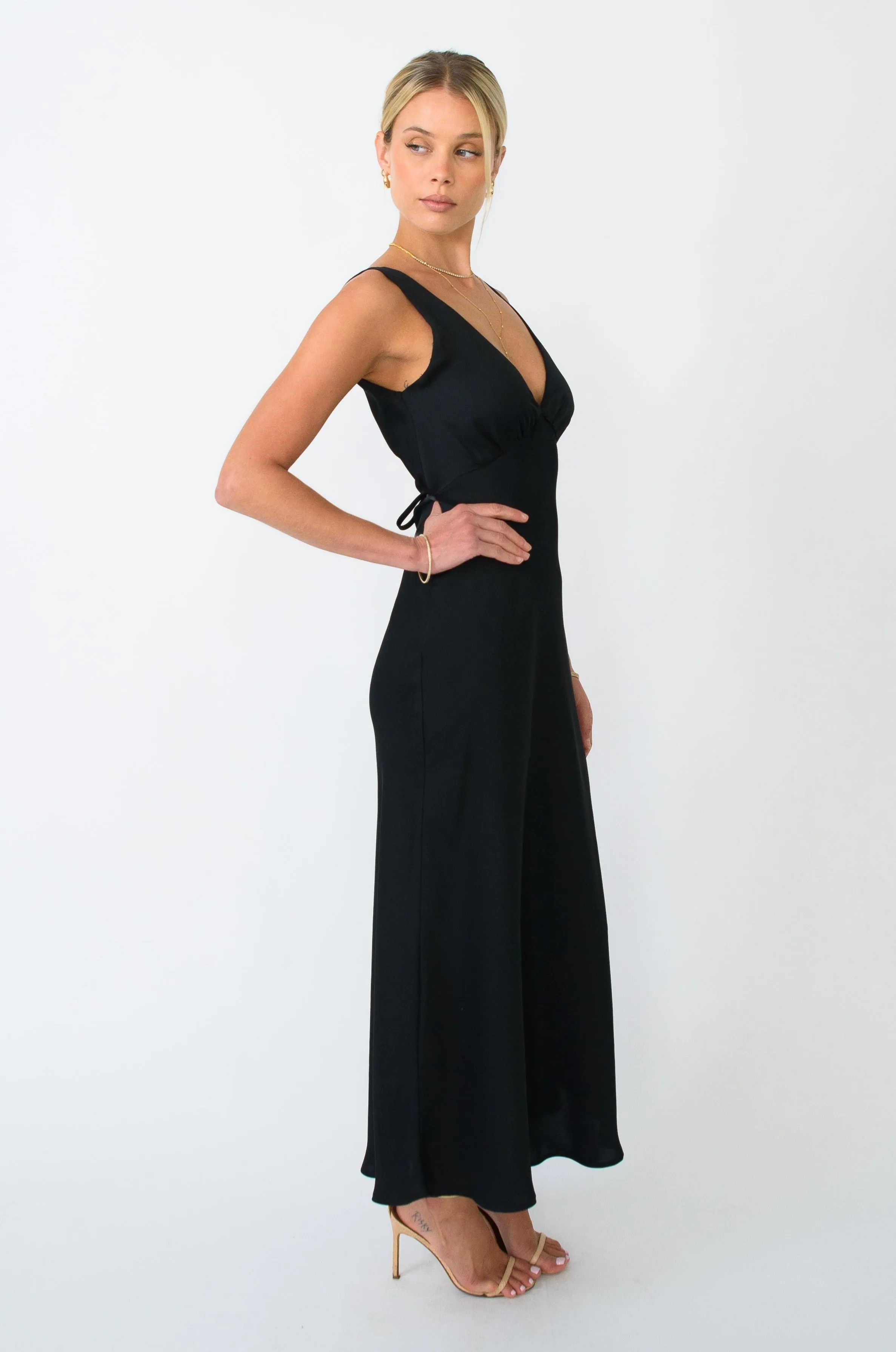 Charlie Dress in Black romantic elegant