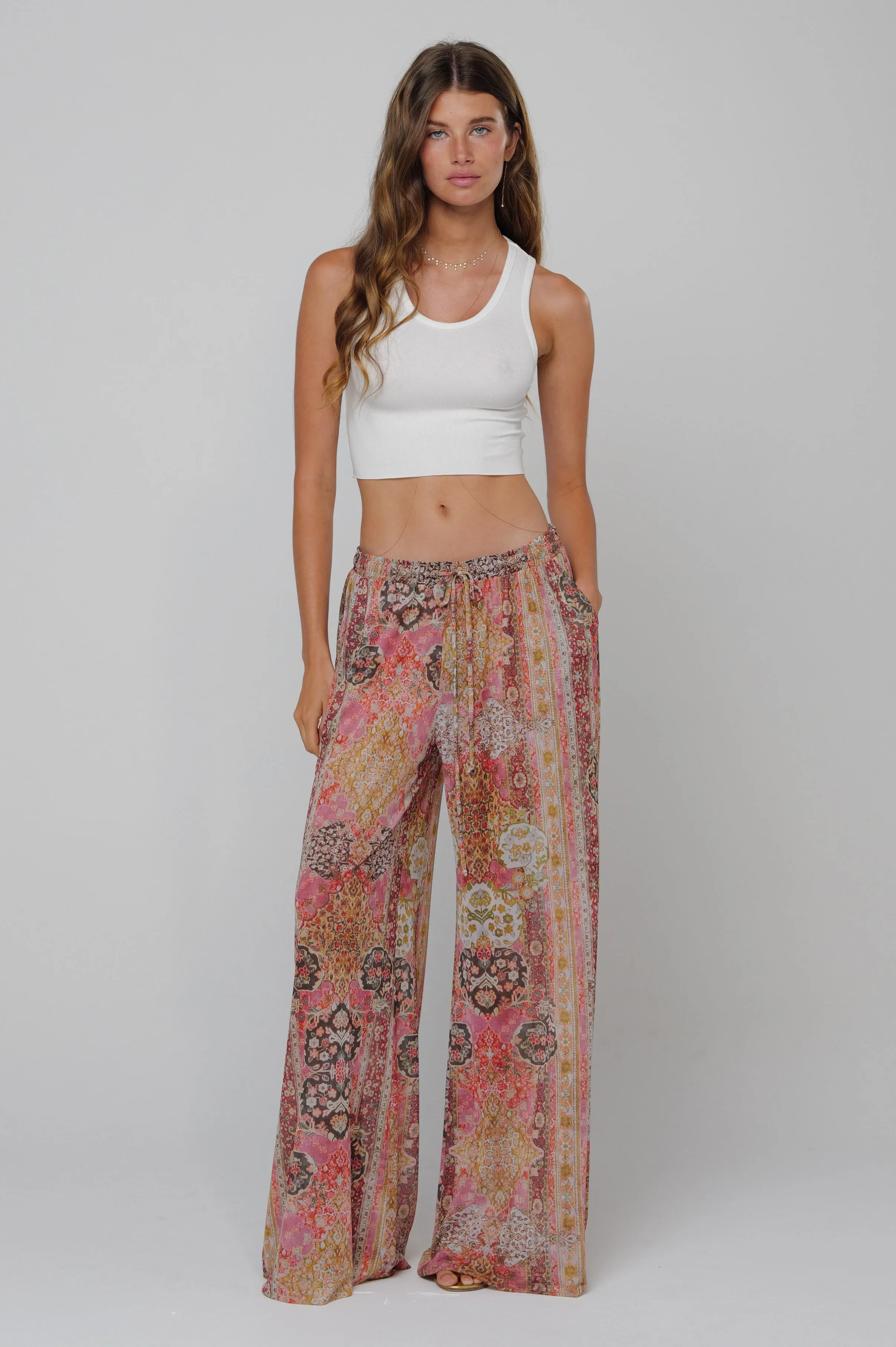 Chase Mesh Pant in Saloon casual layering