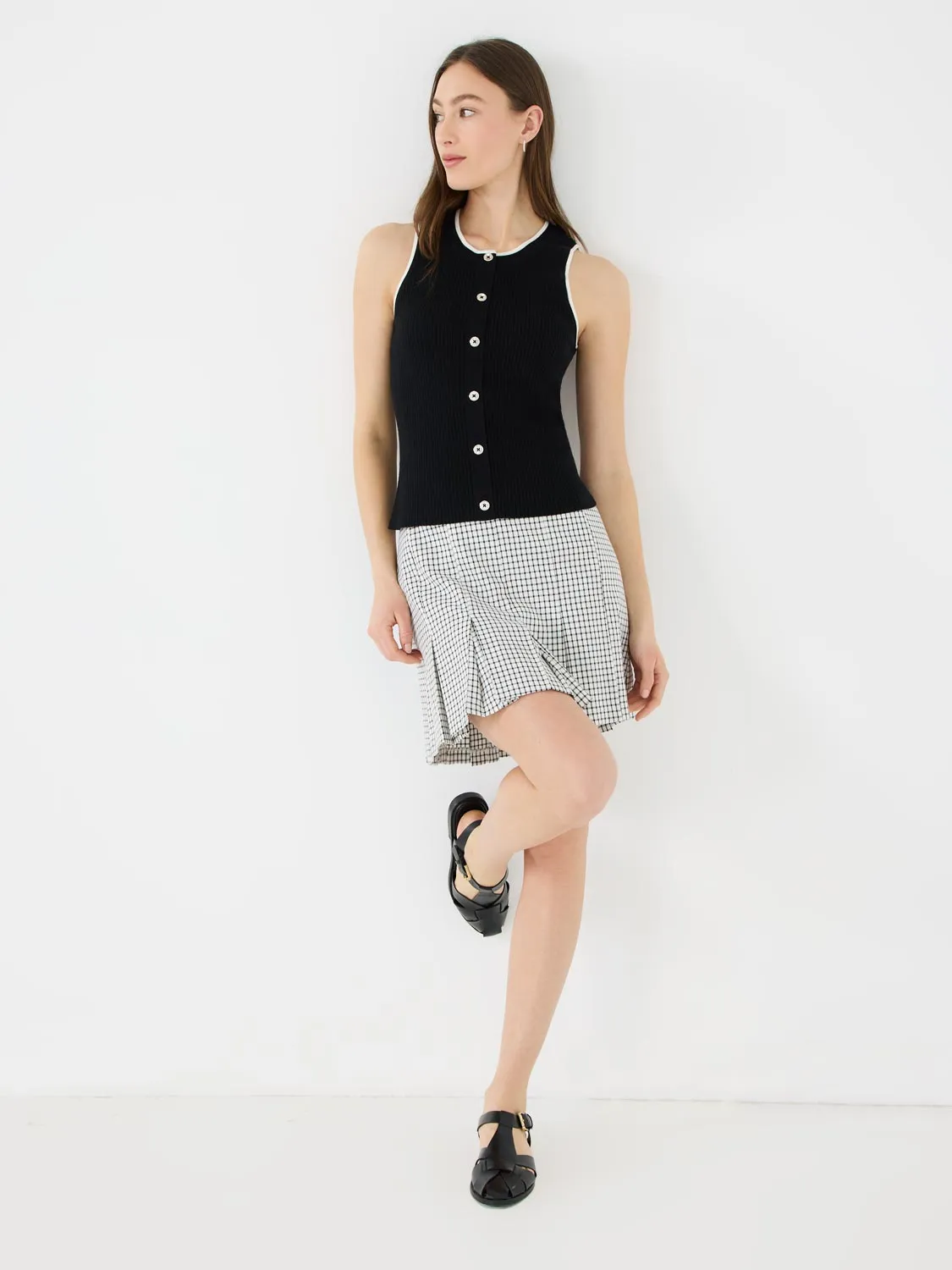 Contrast Piping Button-Front Tank Top wardrobe core