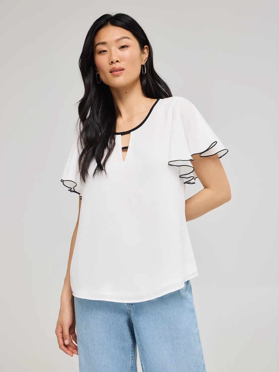 Contrast Piping Chiffon Top With Front Keyhole Work Ready