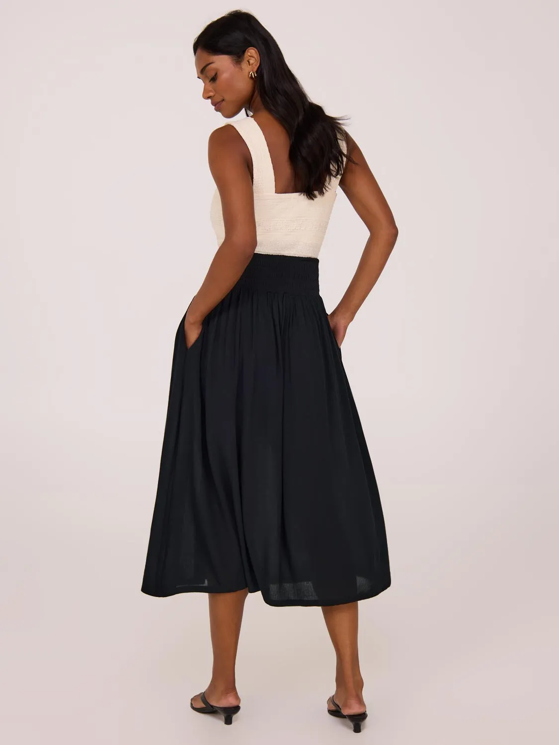 Crinkle Gauze Midi Skirt With Pockets fine texture