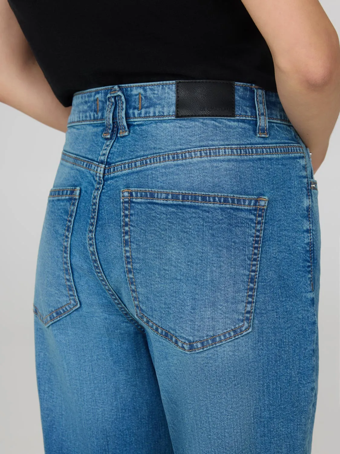 Cropped Straight Leg Cuffed Jeans straight cut