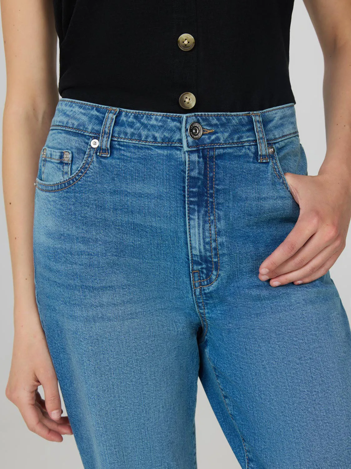 Cropped Straight Leg Cuffed Jeans premium fabric