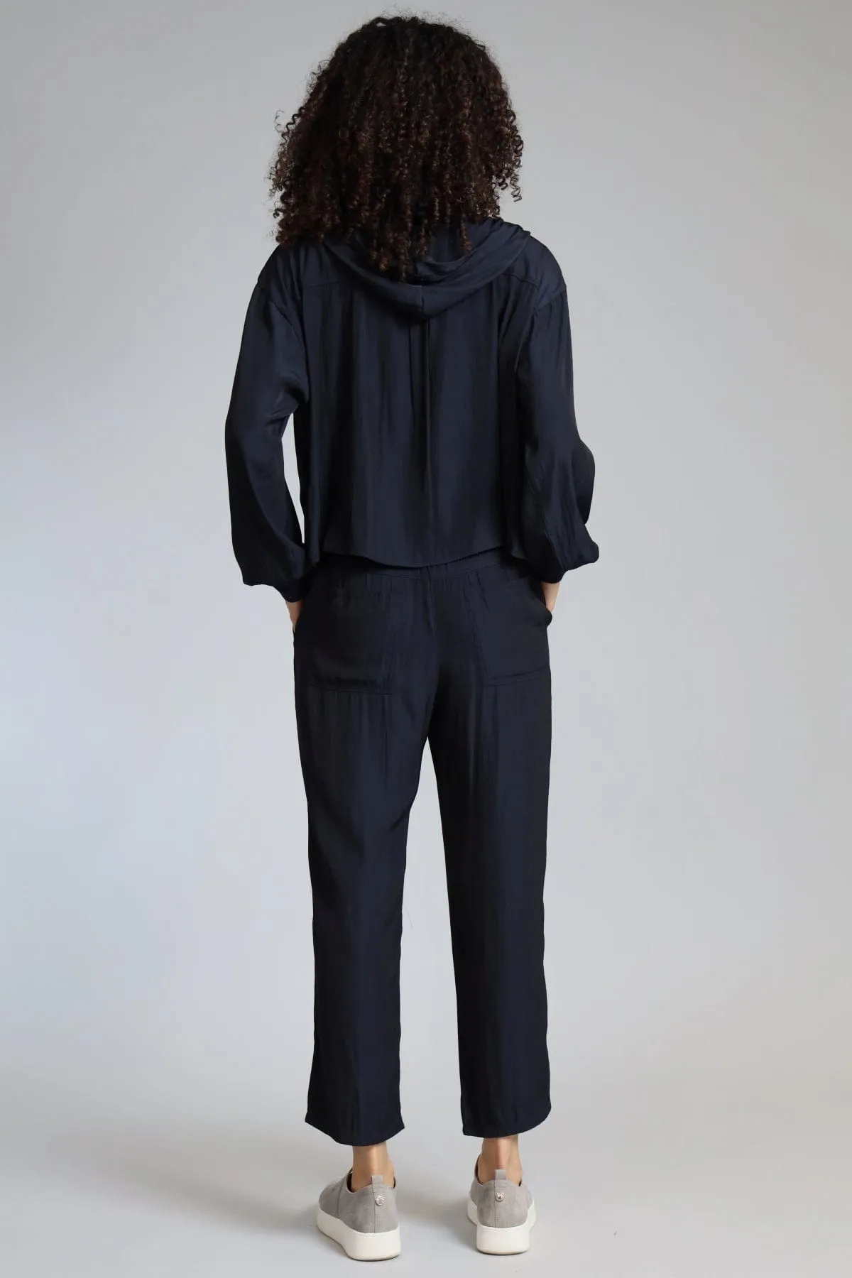 D-Satin Cropped Hoodie airy outer set