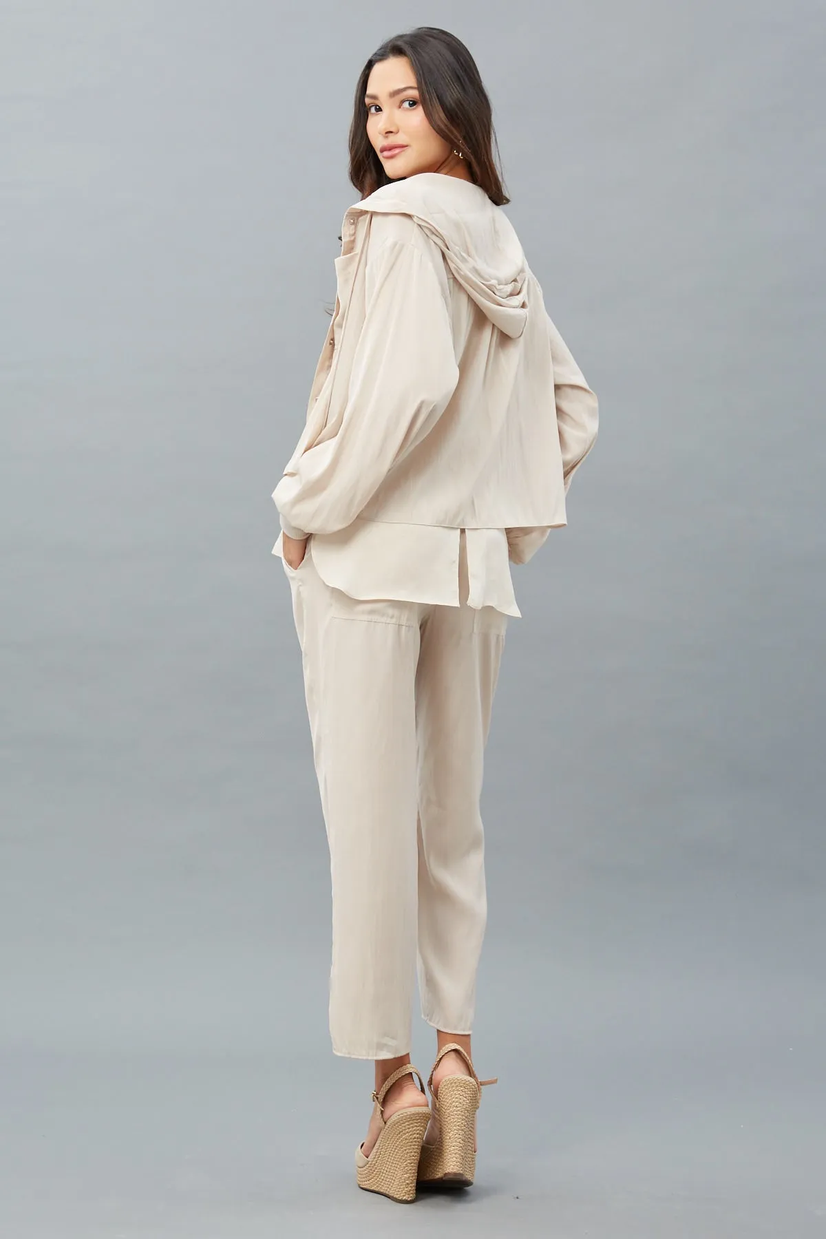 D-Satin Cropped Hoodie breathable outer shell