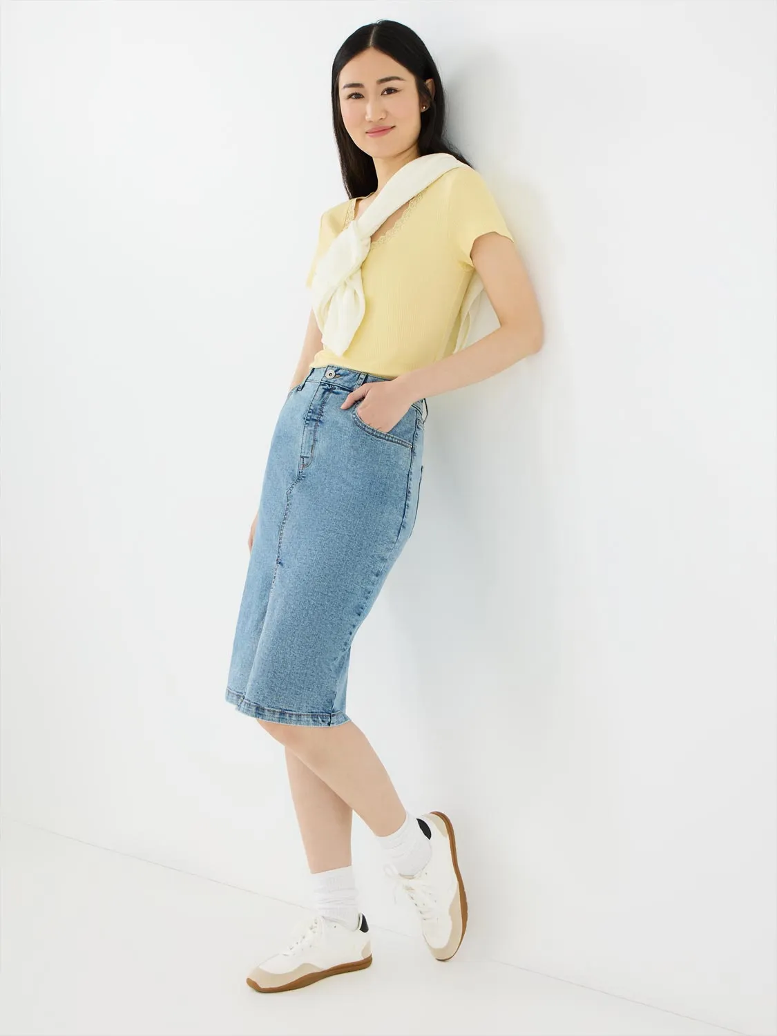 Denim Pencil Skirt date perfect
