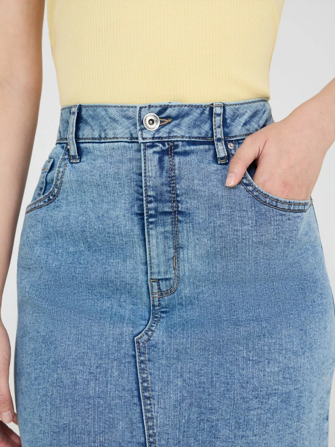 Denim Pencil Skirt bold move