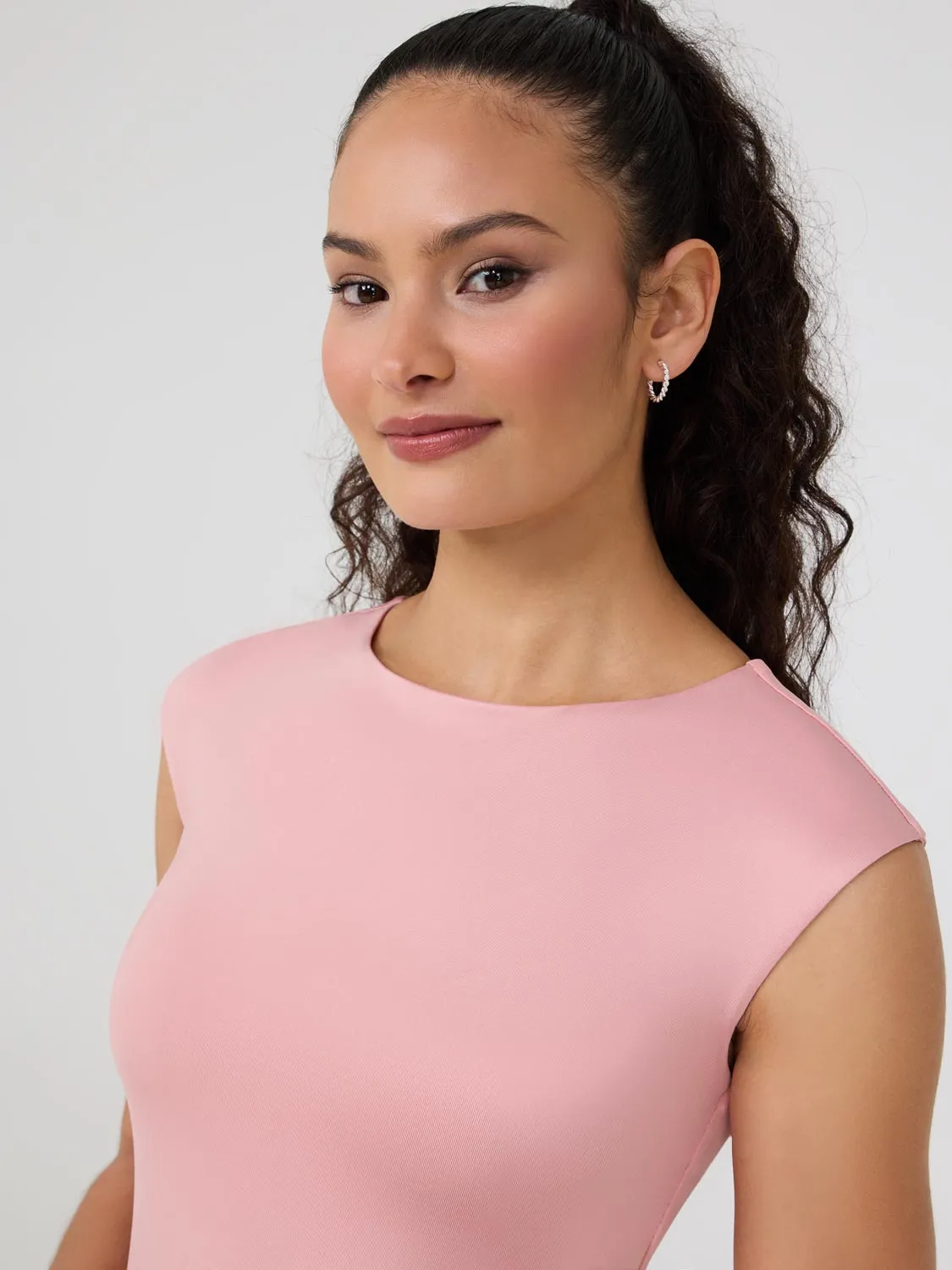 Double Layer Boat Neck Sleeveless Top pure comfort