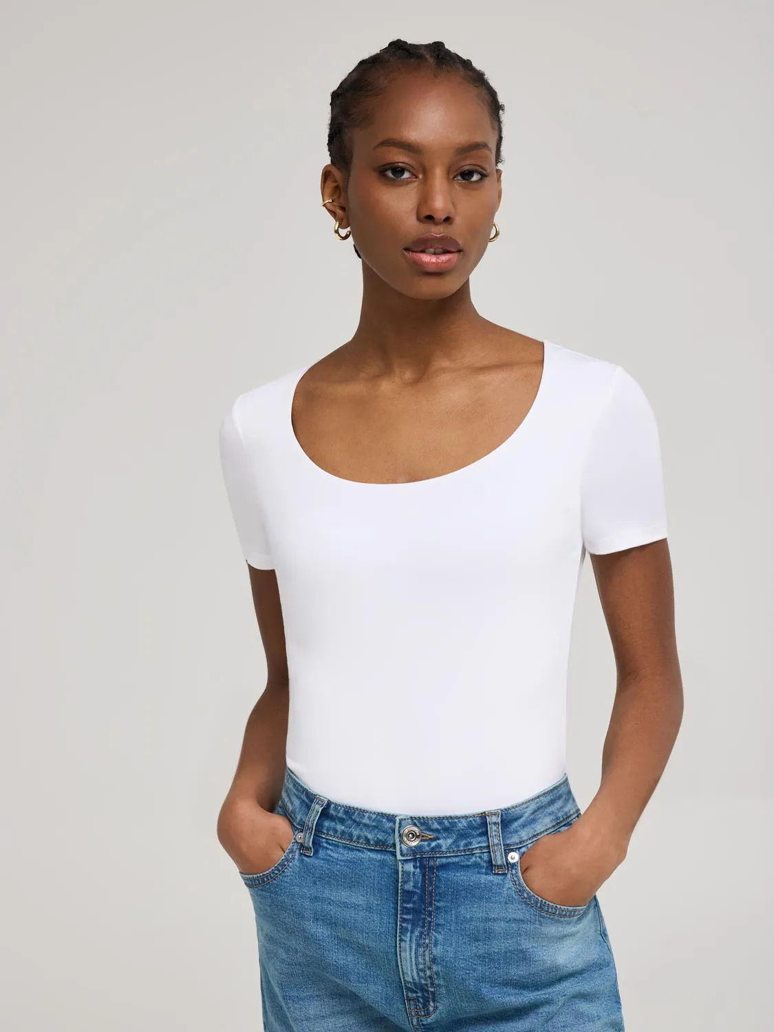 Double Layer Scoop Neck T-Shirt Go Simple