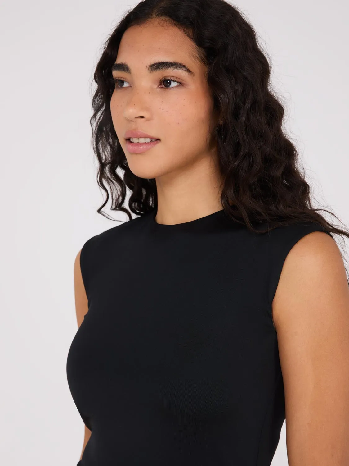 Double Layer Sleeveless Top wardrobe core