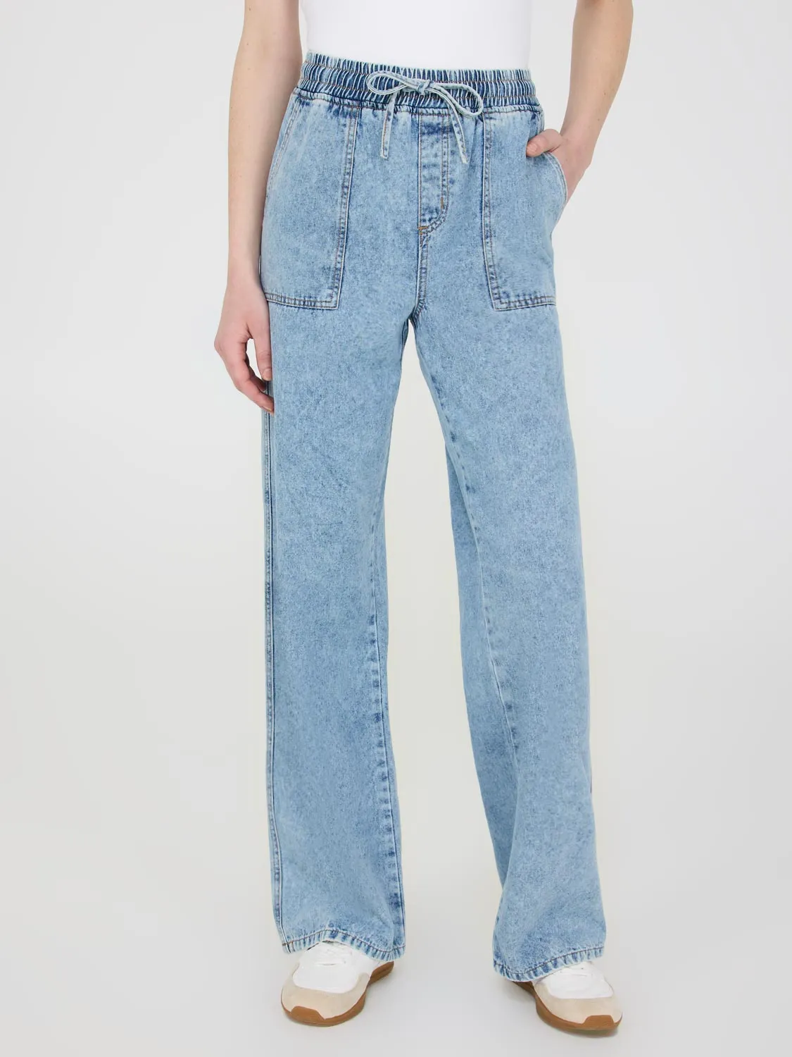 Drawstring Wide-Leg Jeans stretch comfort