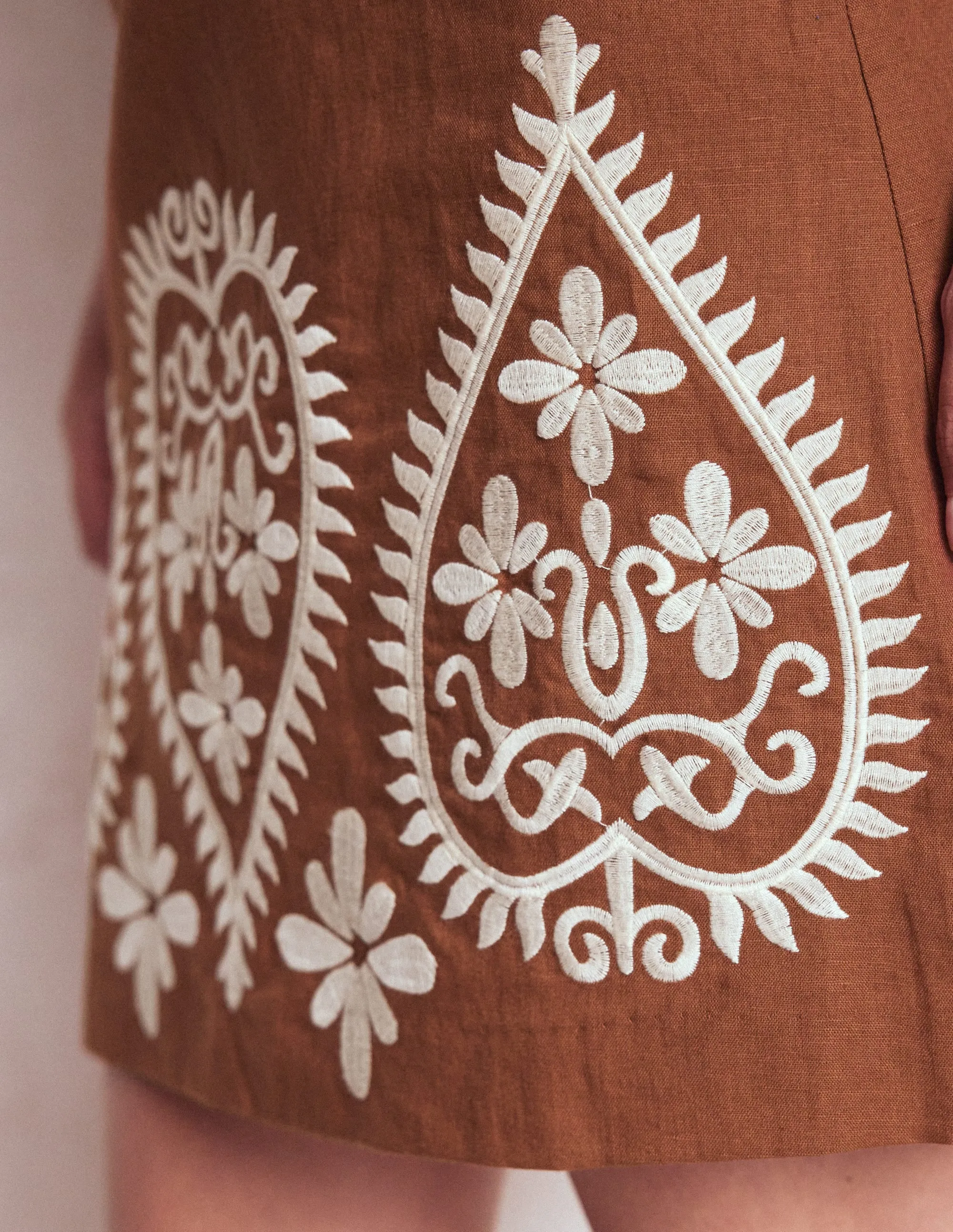 Embroidered Linen Skirt-Russet Embroidery natural feel