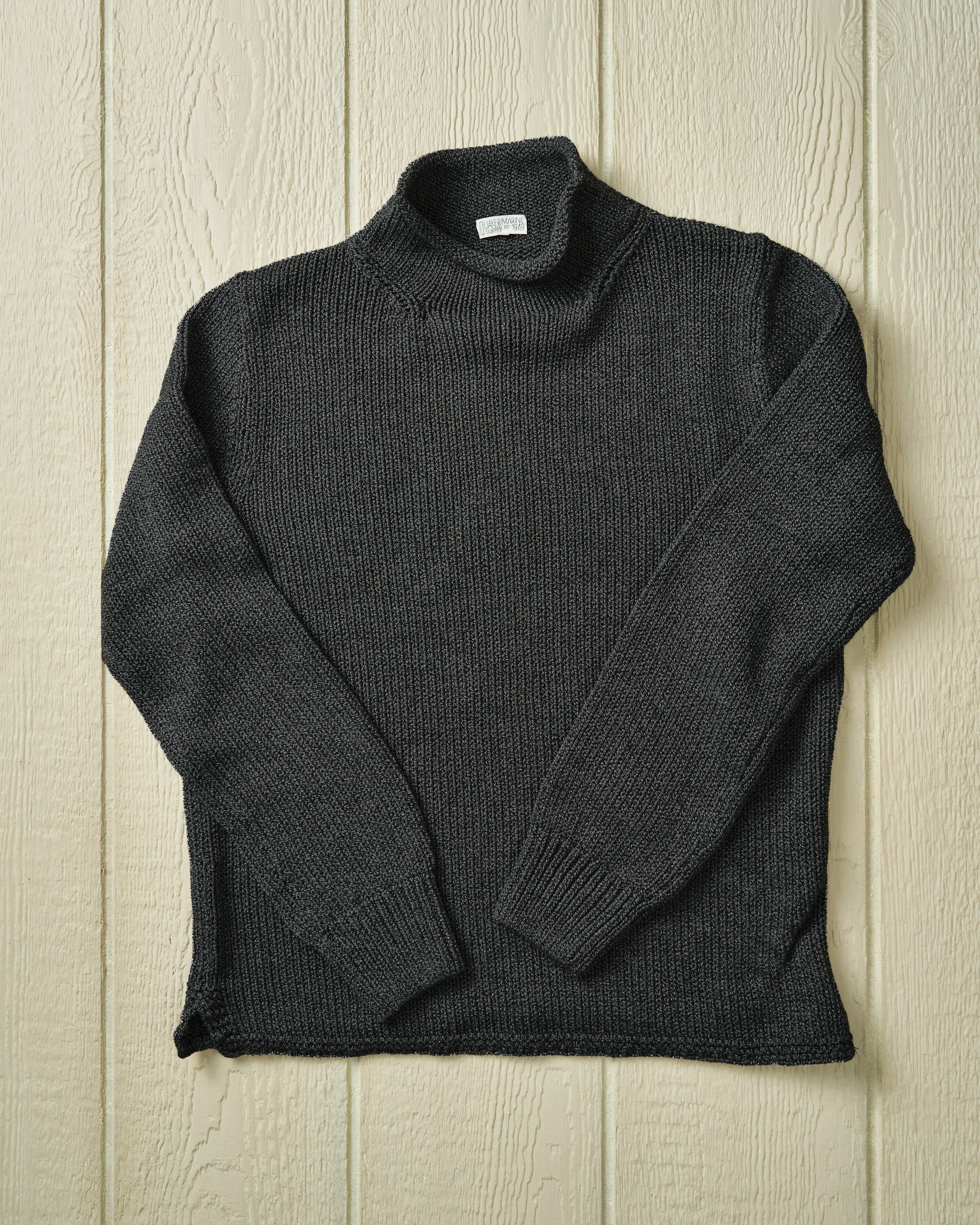 Fisherman's Sweater in Charcoal calming tone