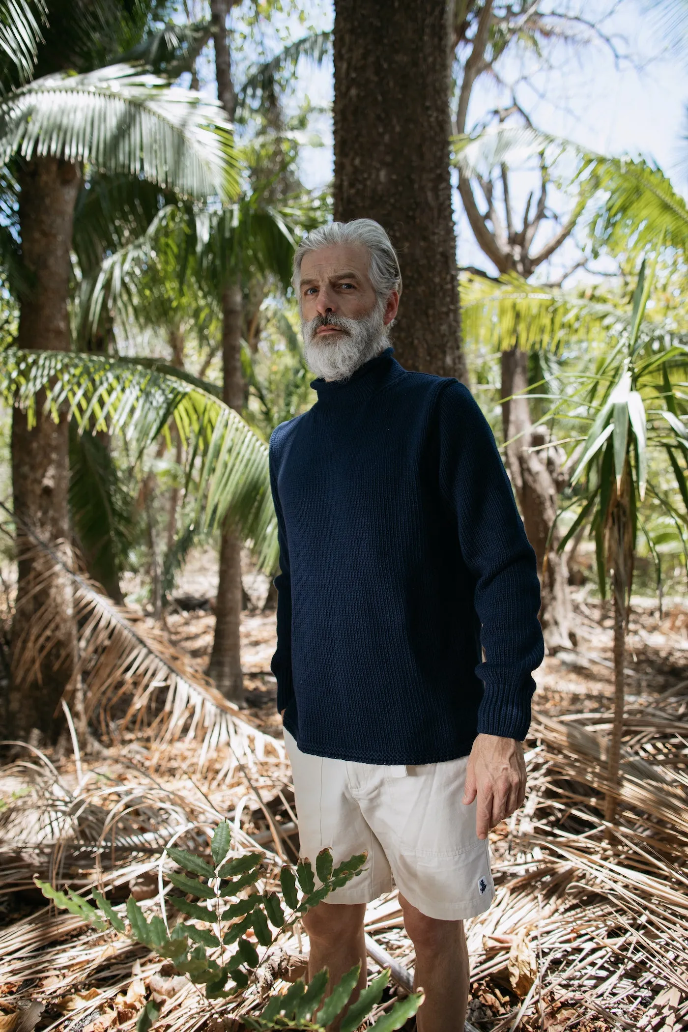 Fisherman's Sweater in Navy breeze day