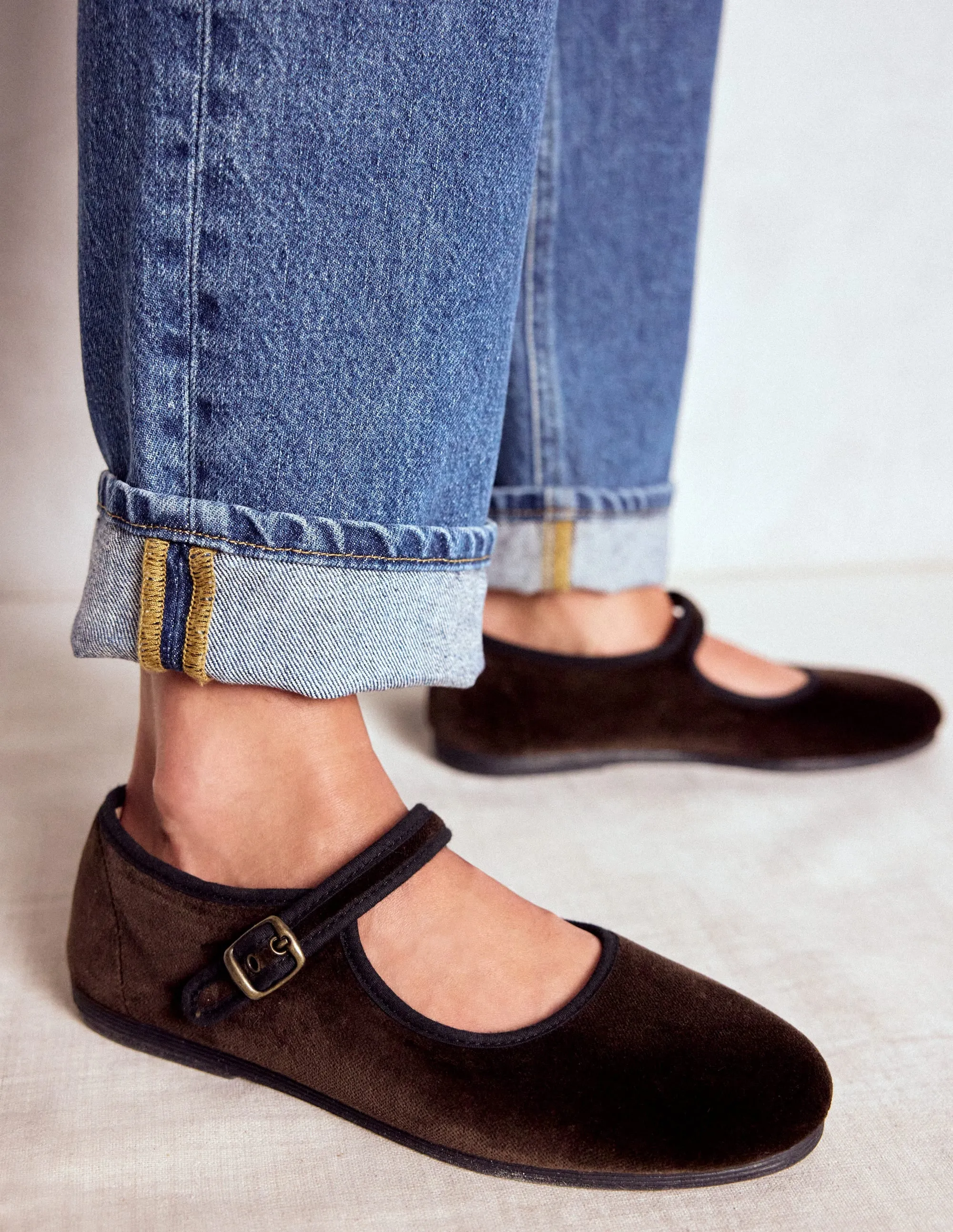 Flexi Mary Jane-Chocolate Velvet warm style