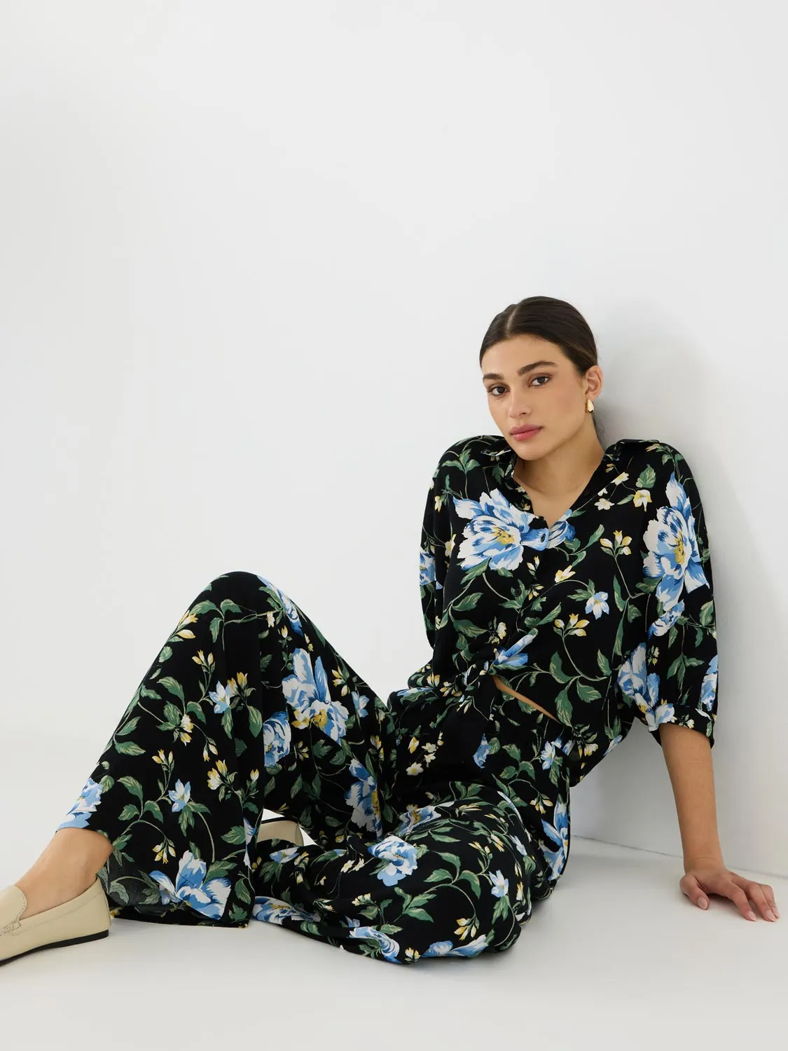 Floral Print Tie Front Short Sleeve Blouse Timeless Feel