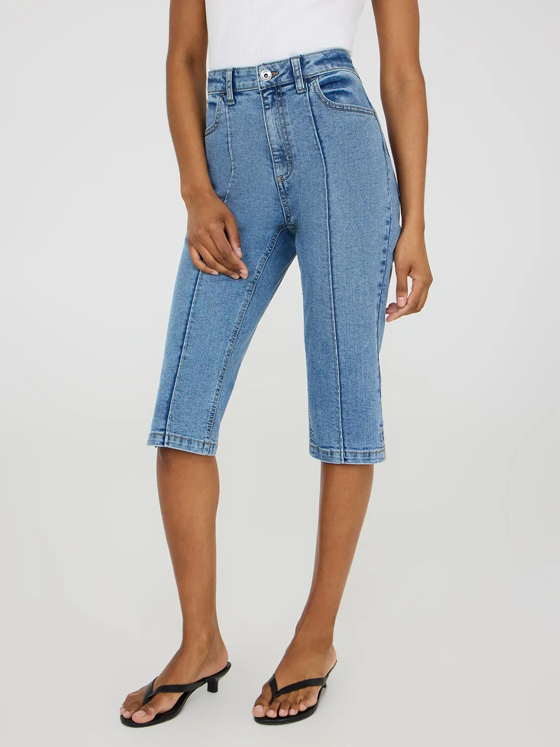 Front Pintuck Denim Capri Pants distressed style