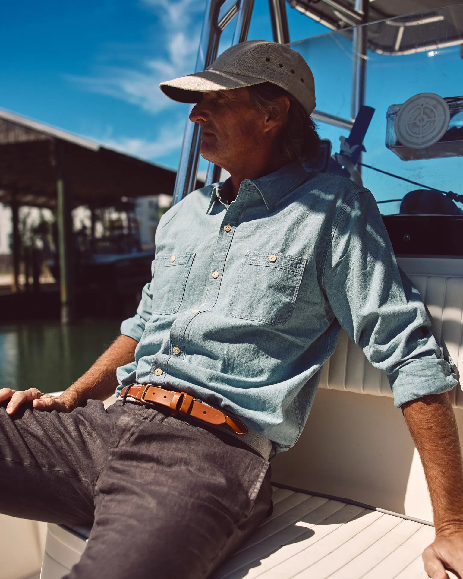 Garment Dyed Linen Camden Pant in Graphite travel ready