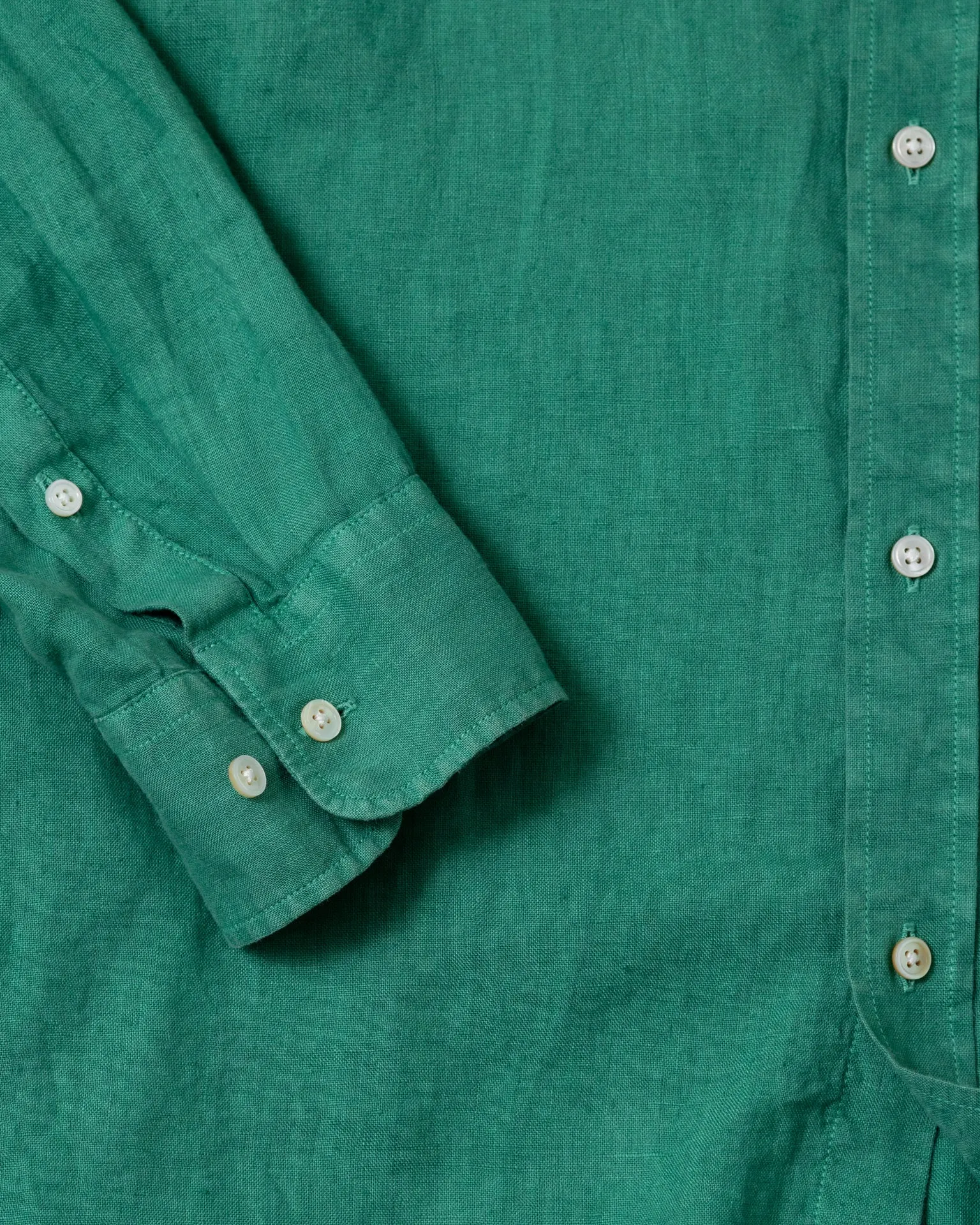 Garment Dyed Linen Shirt in Pine Smooth Touch