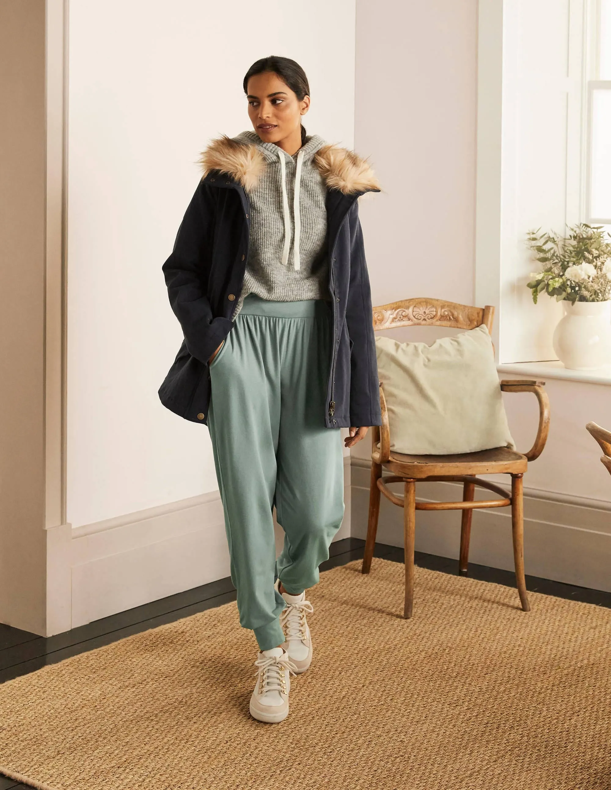 Hareem Jersey Joggers-Alder bold logo