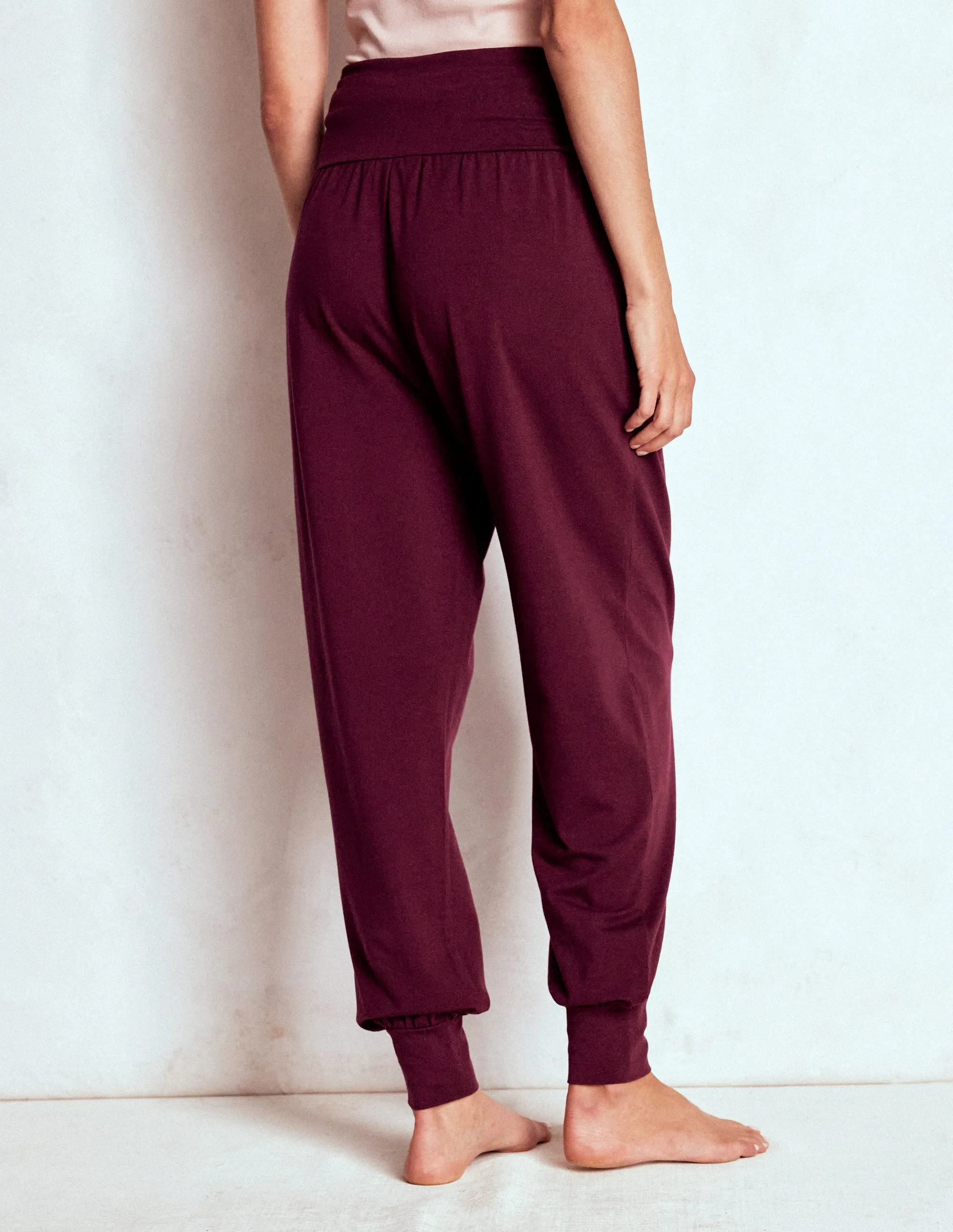 Hareem Jersey Joggers-Deep Wisteria gender neutral