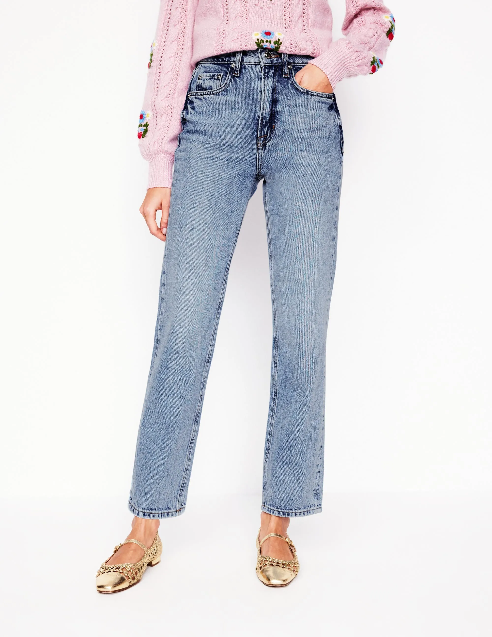High Rise Rigid Straight Jeans-Light Vintage weekend outfit