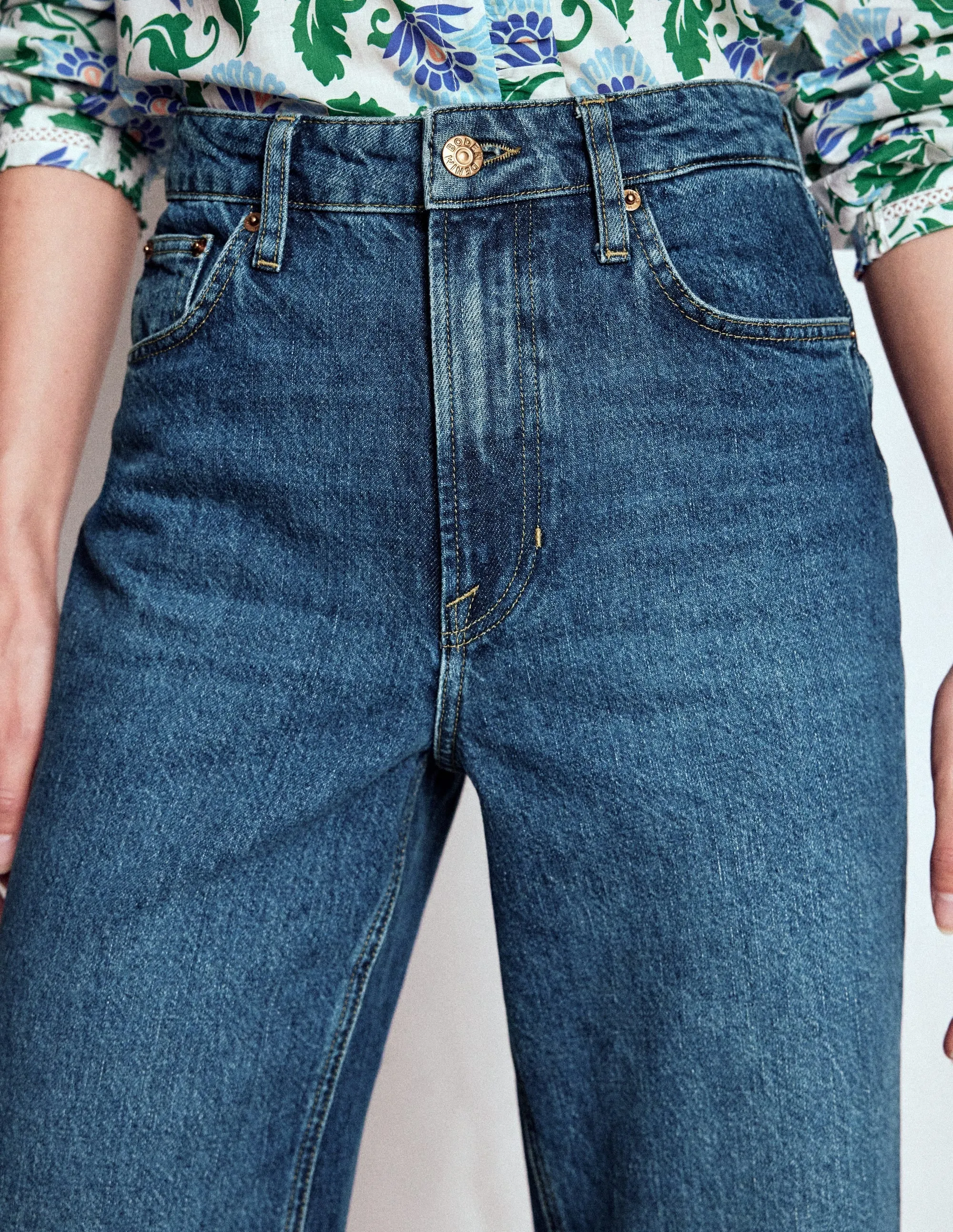 High Rise Straight Crop Jeans-Mid Vintage sun protection