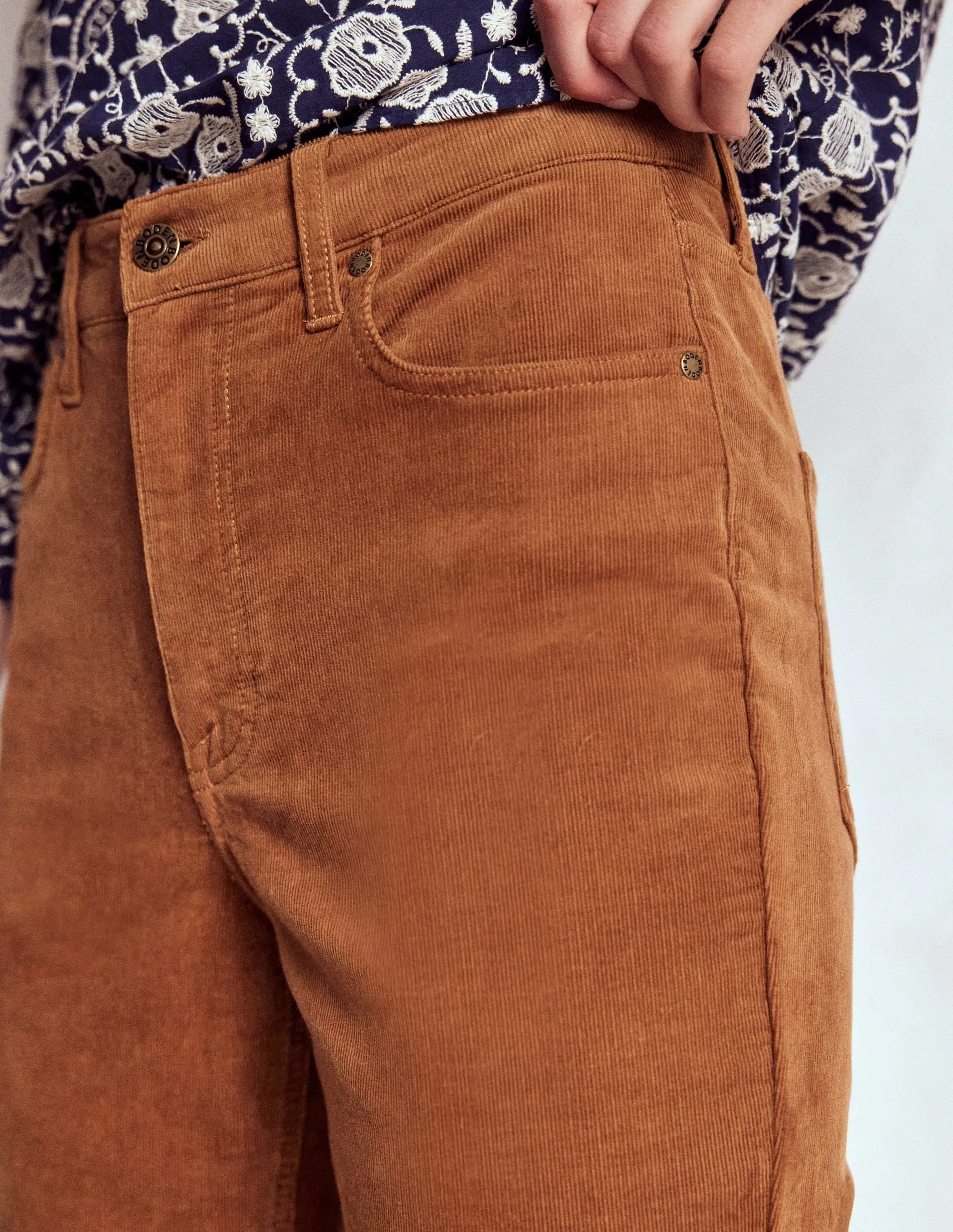 High-Waisted Cord Slim Jeans-Ginger fashion versatile