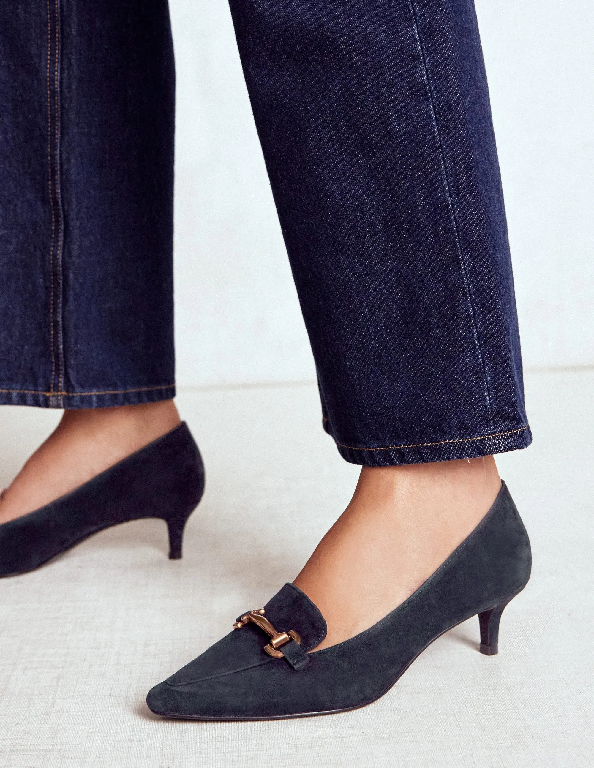 Iris Heel Snaffle Point Loafer-Navy Stable support