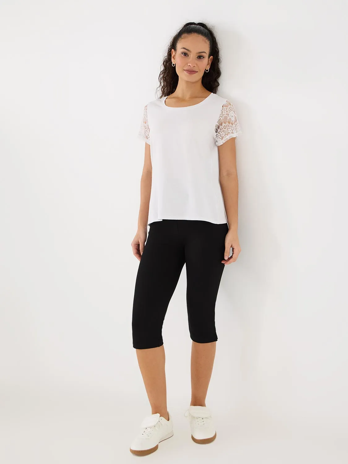 Lace Short Sleeve T-Shirt Modern Fit