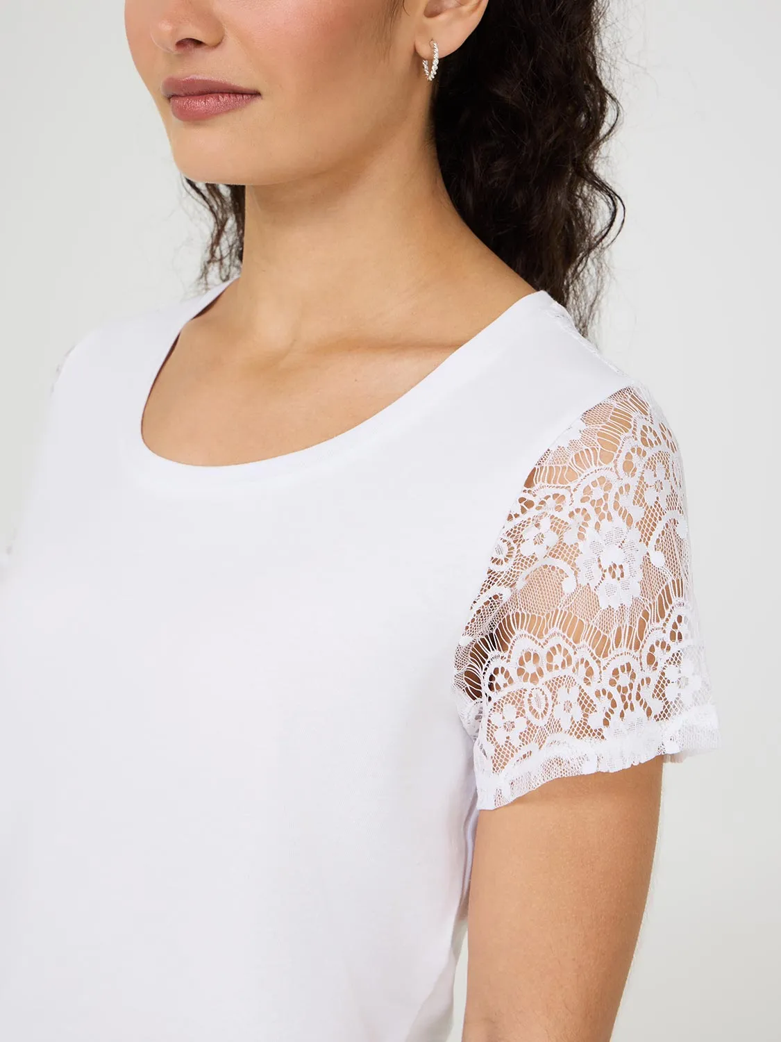 Lace Short Sleeve T-Shirt In Motion